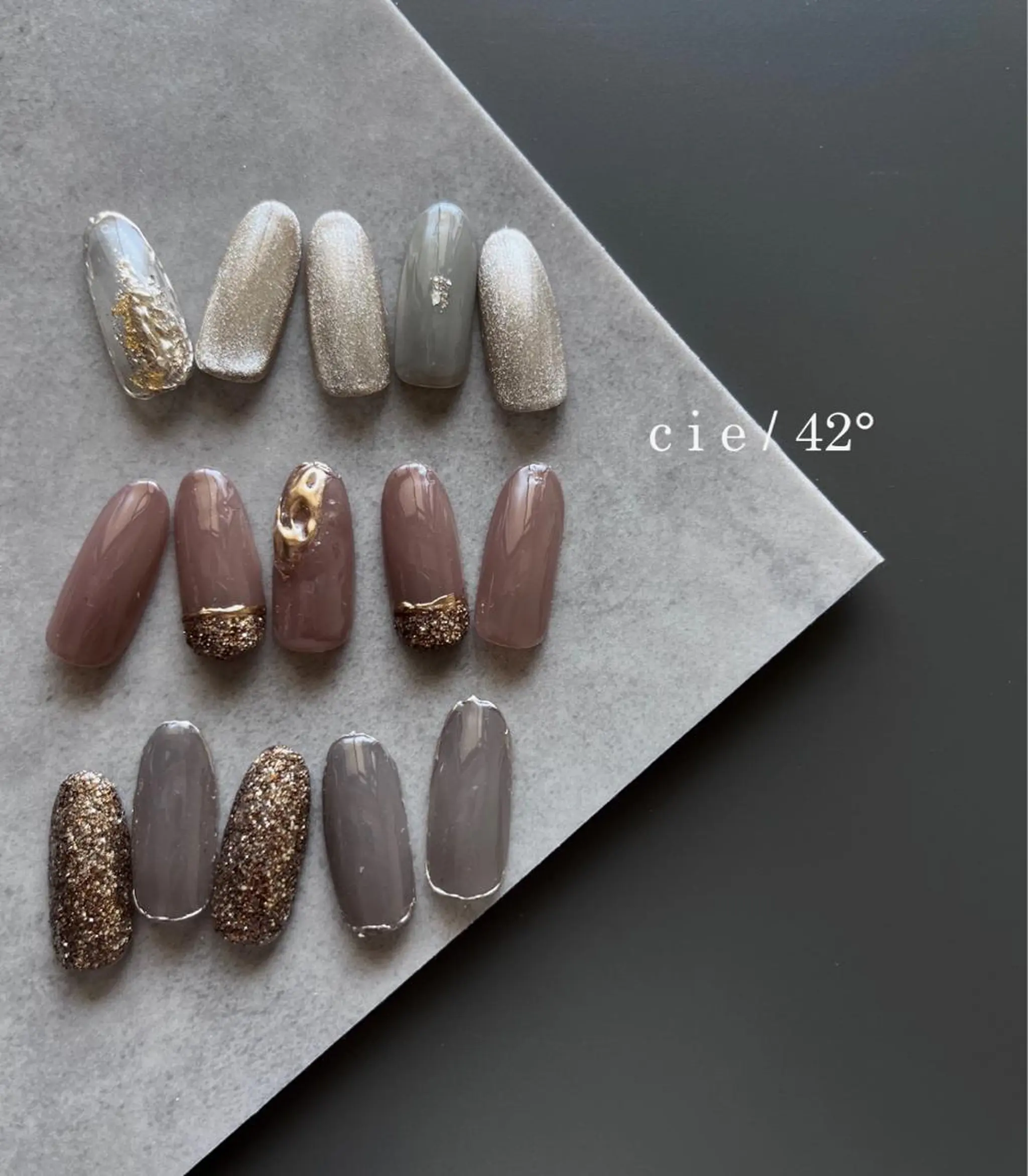 ネイル cie/42° NIJINAのネイルデザイン