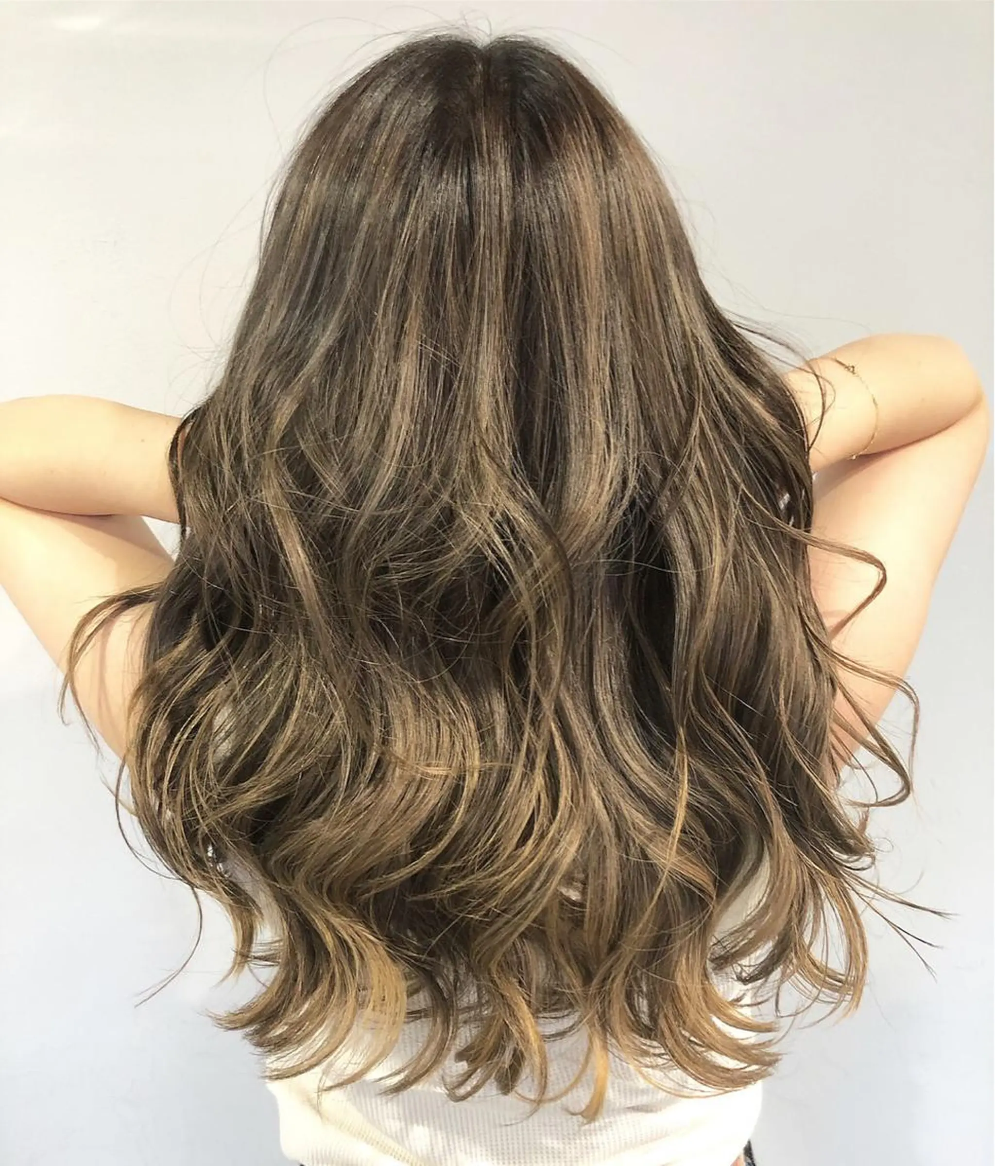 セミロング sungoose サングースのヘアスタイル