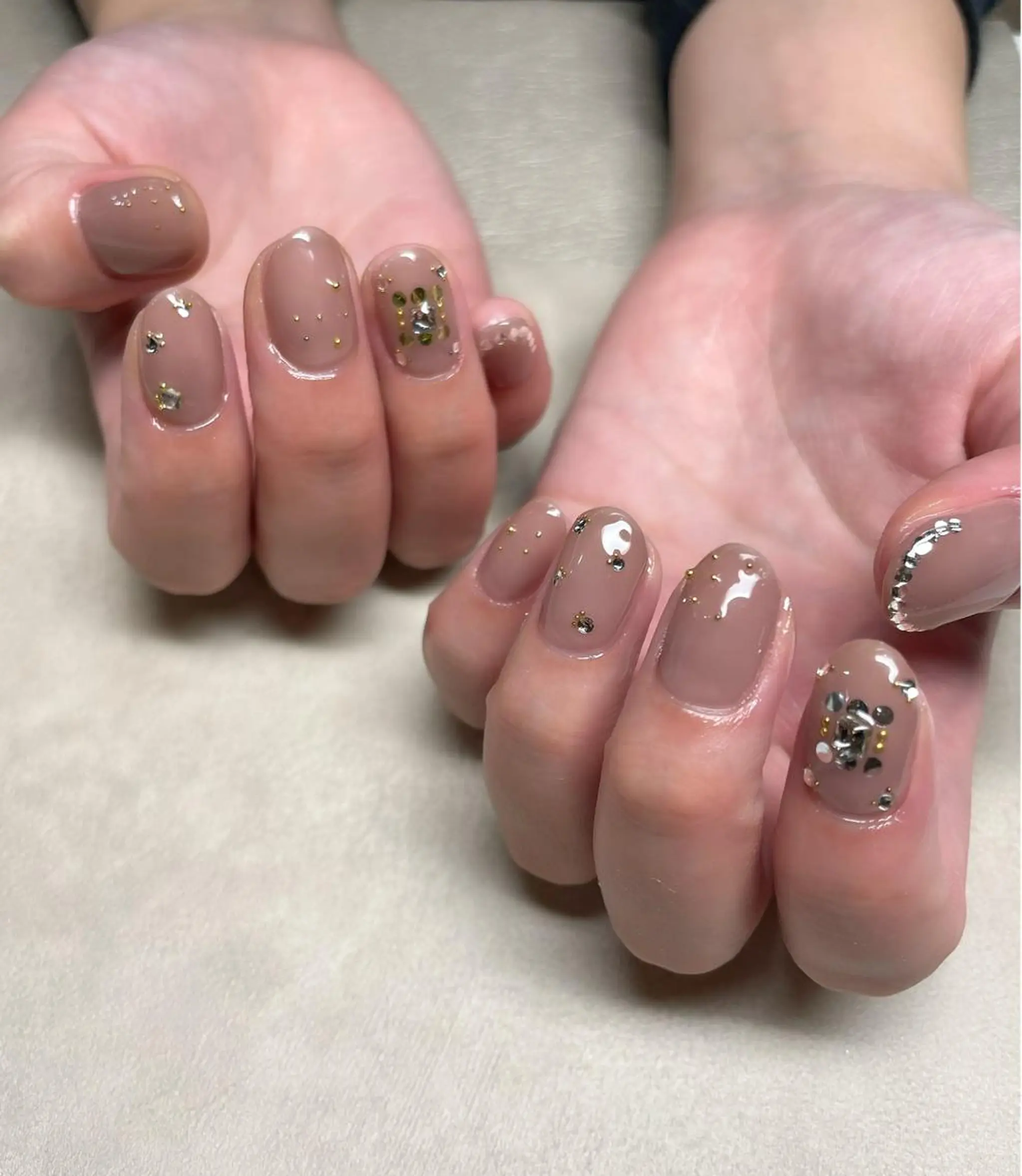 ネイル ハンドネイル フットネイル with hues所属・with hues AYAのネイルデザイン