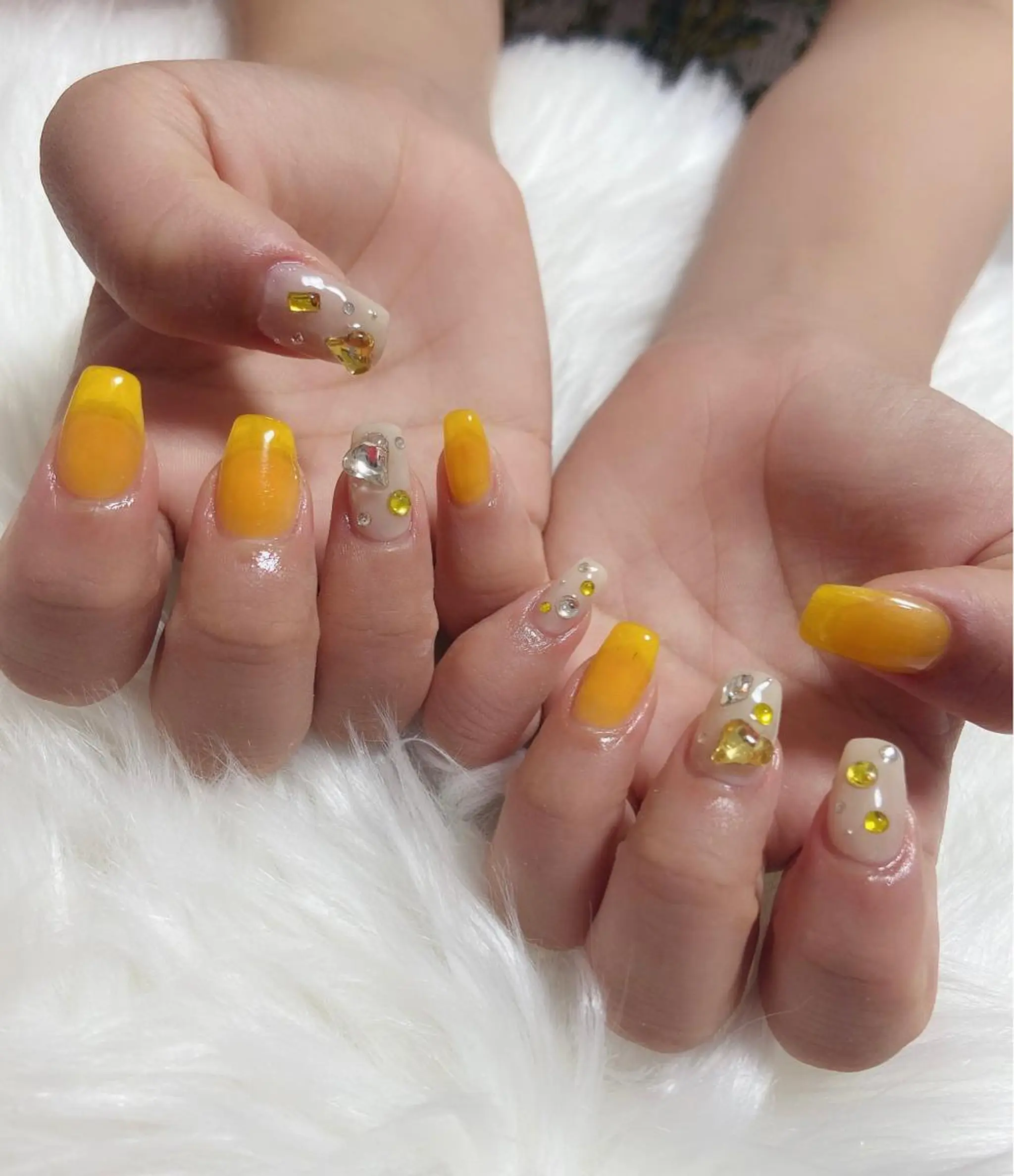 ネイル ハンドネイル ＆ME アンドミーのネイルデザイン