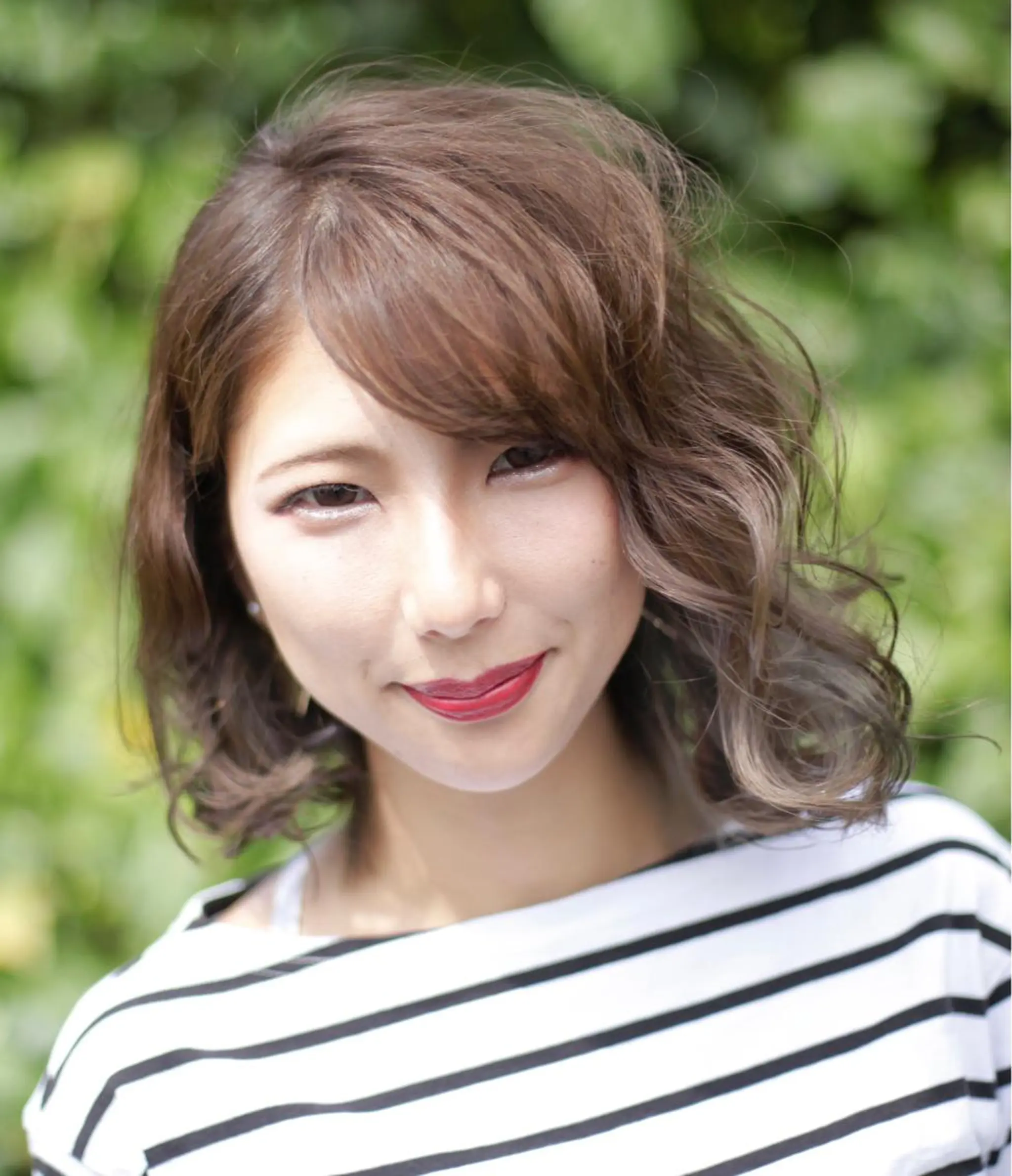 ミディアム カラー アッシュ ラベンダーカラー ラベンダーアッシュ ヘアカラー トリートメント taishi taishiのヘアスタイル