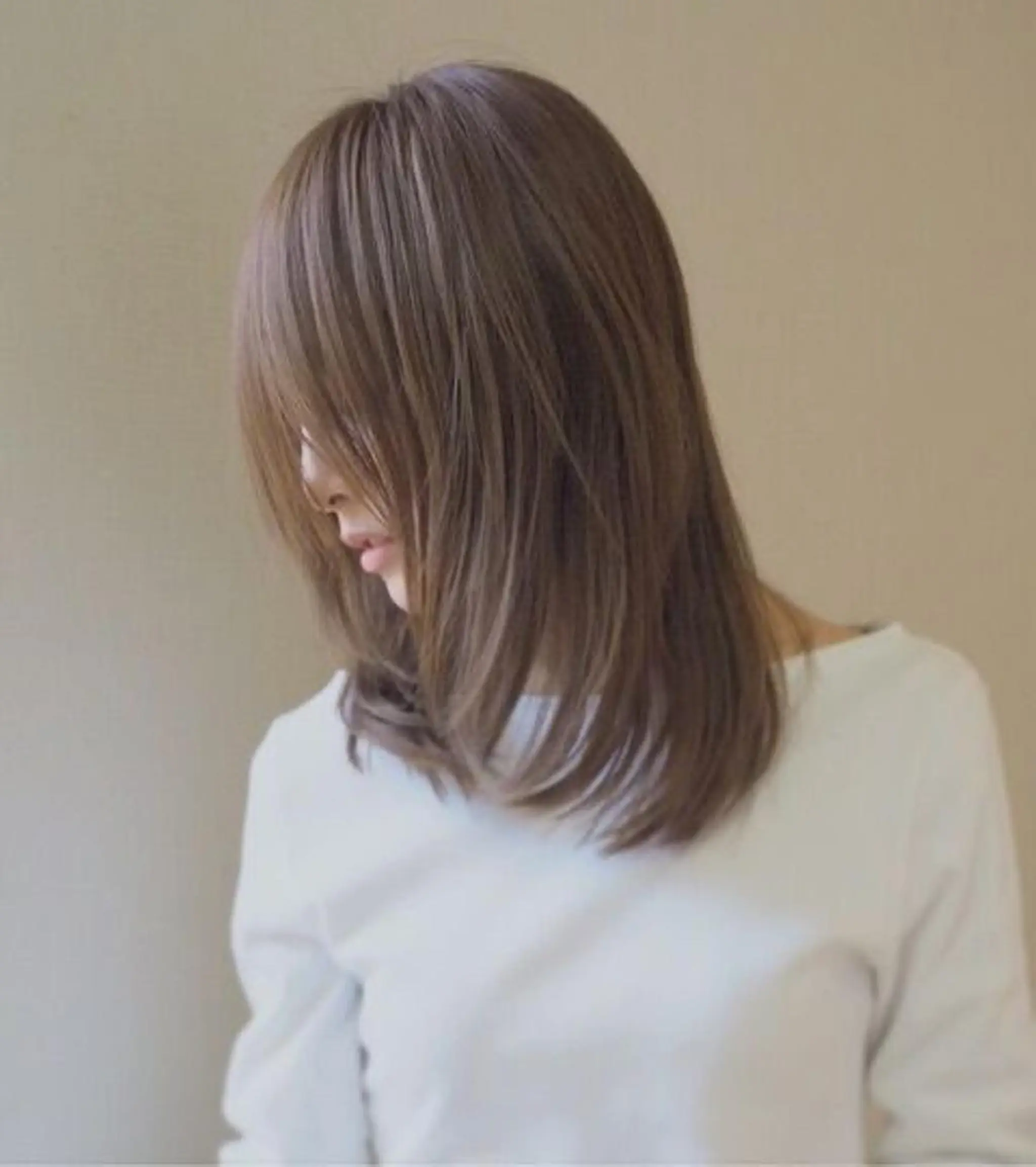 セミロング 吉田一輝 外国人パーマのヘアスタイル