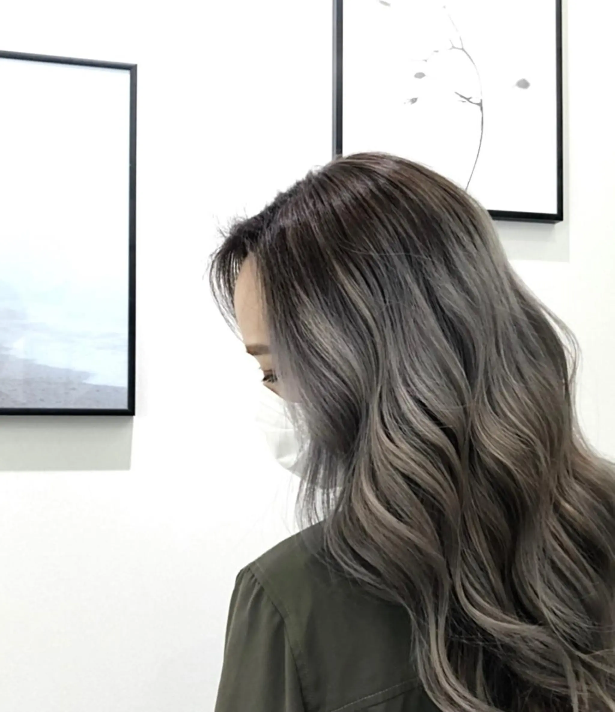 ロング レイヤーカット 先崎 悠希のヘアスタイル