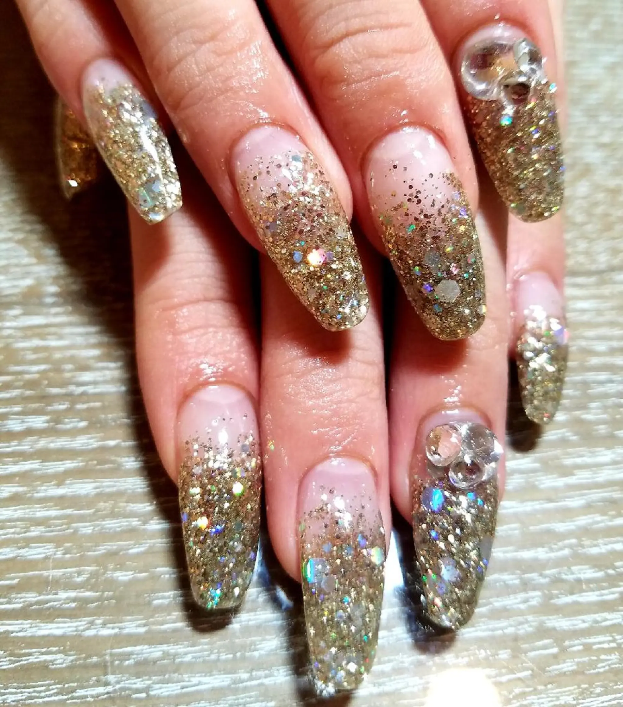 ネイル スカルプネイル ストーンネイル JuniNail 주니네일🇰🇷suのネイルデザイン