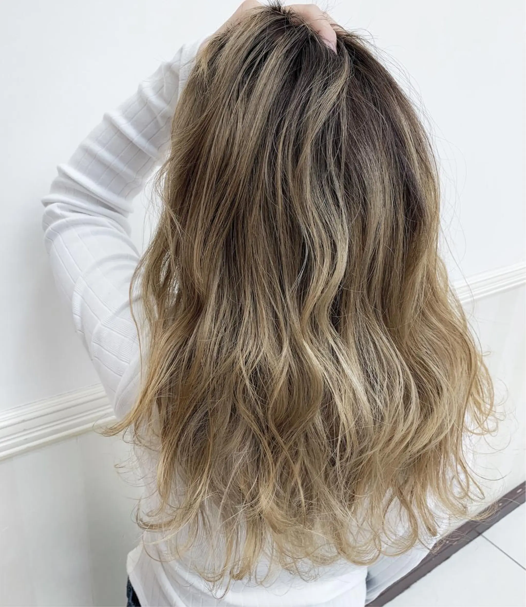 セミロング カラー バレイヤージュ レイヤーカット カット ヘアカラー ブリーチ/バレイヤ ージュ川端裕司のヘアスタイル