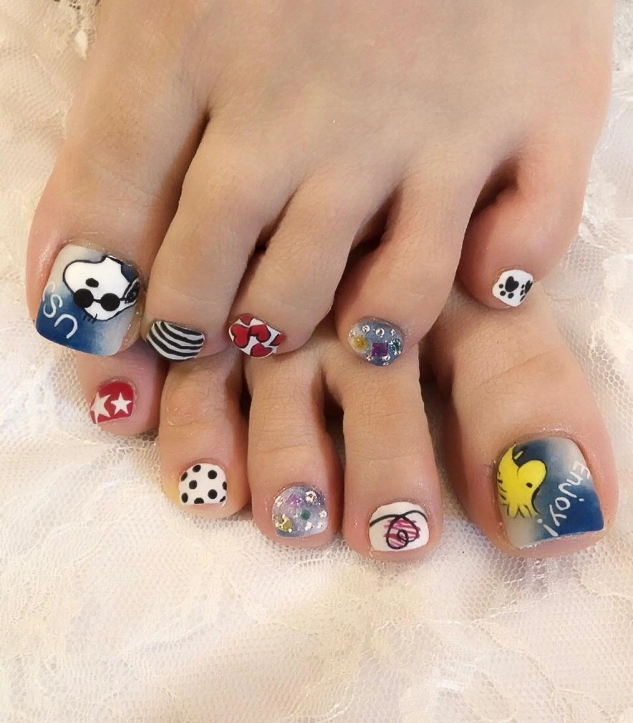 ネイル f'bloom  L’ecrinのネイルデザイン