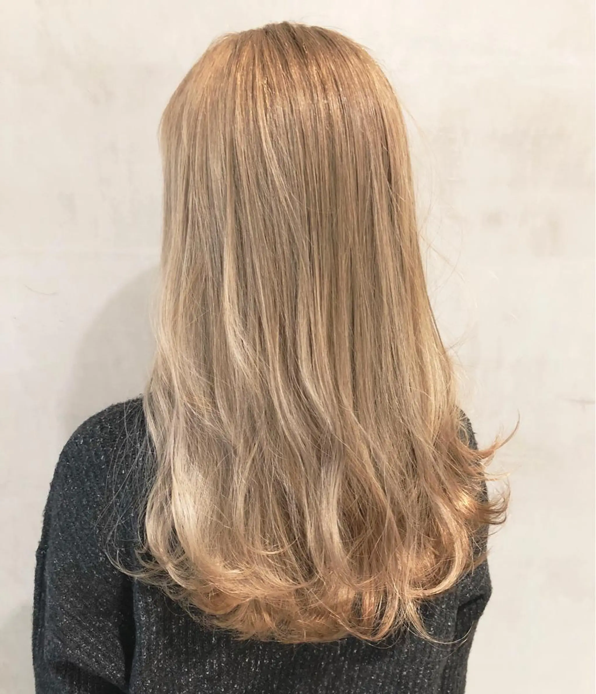 ミディアム カラー パープルカラー ヘアカラー トリートメント 大西 直人のヘアスタイル