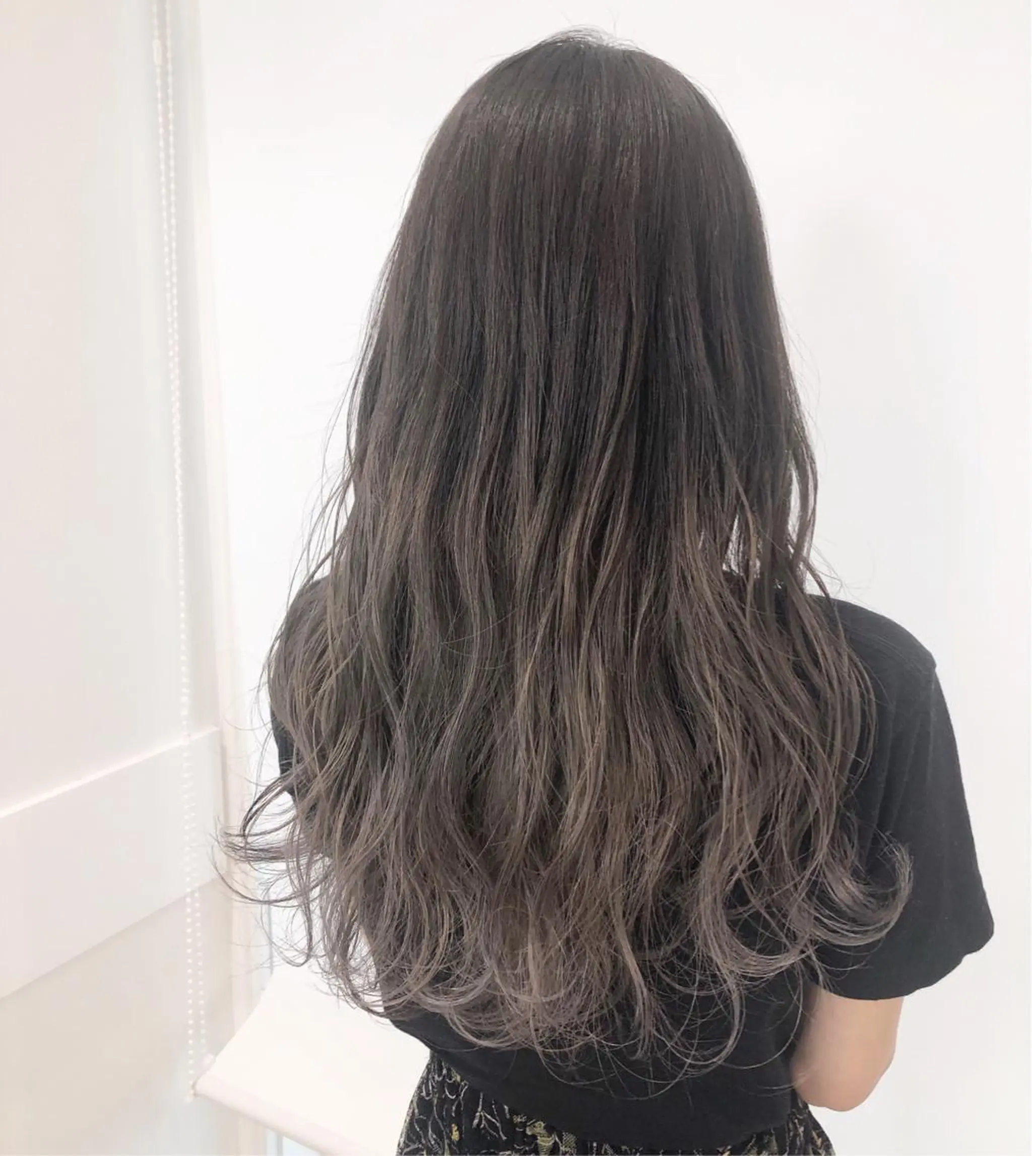 ロング ヘアカラー sano sayakaのヘアスタイル