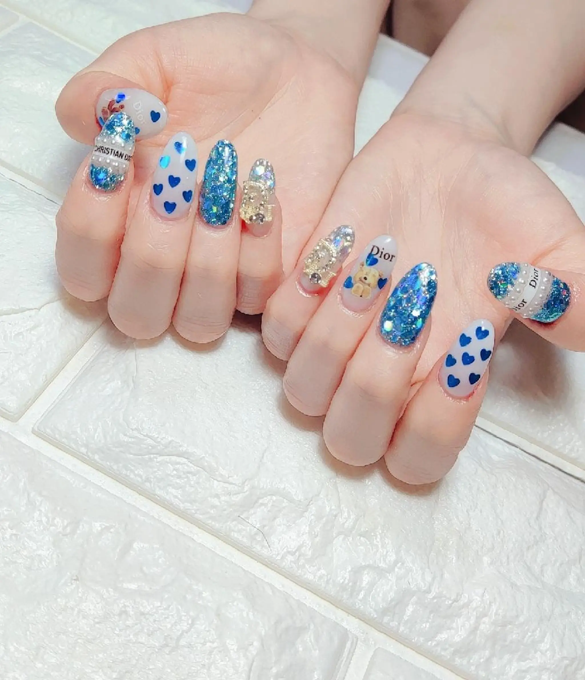 ネイル ハンドネイル E·U·B ネイル所属・横浜市中区曙町 E·U·Bネイルのネイルデザイン