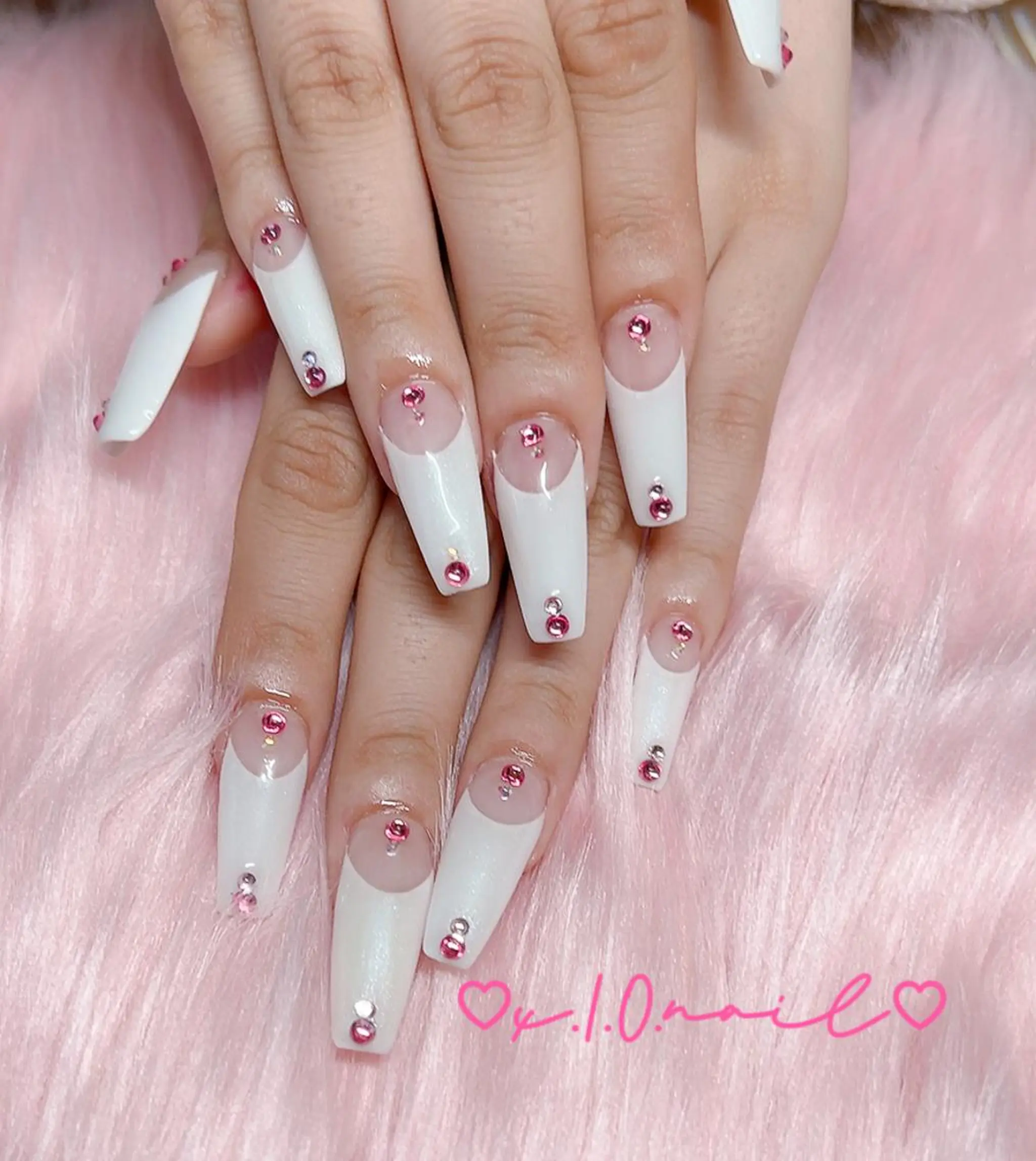 ネイル アニマル柄 アートネイル ニュアンスネイル スカルプネイル ネイルチップ ハンドネイル x.1.0.nail ♡Cのネイルデザイン