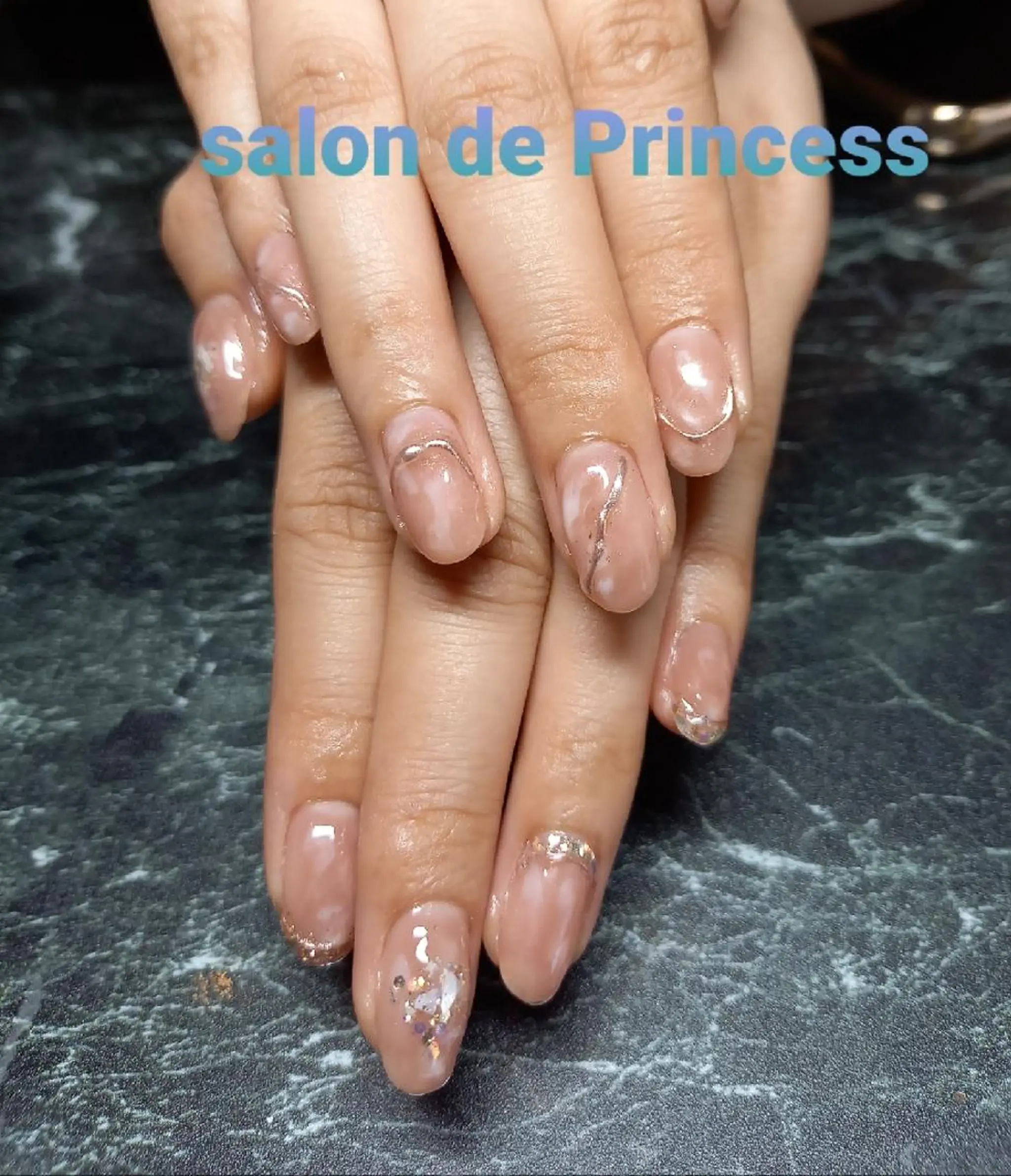 ネイル 大理石ネイル(マーブル) シルバー salon de  Princessのネイルデザイン