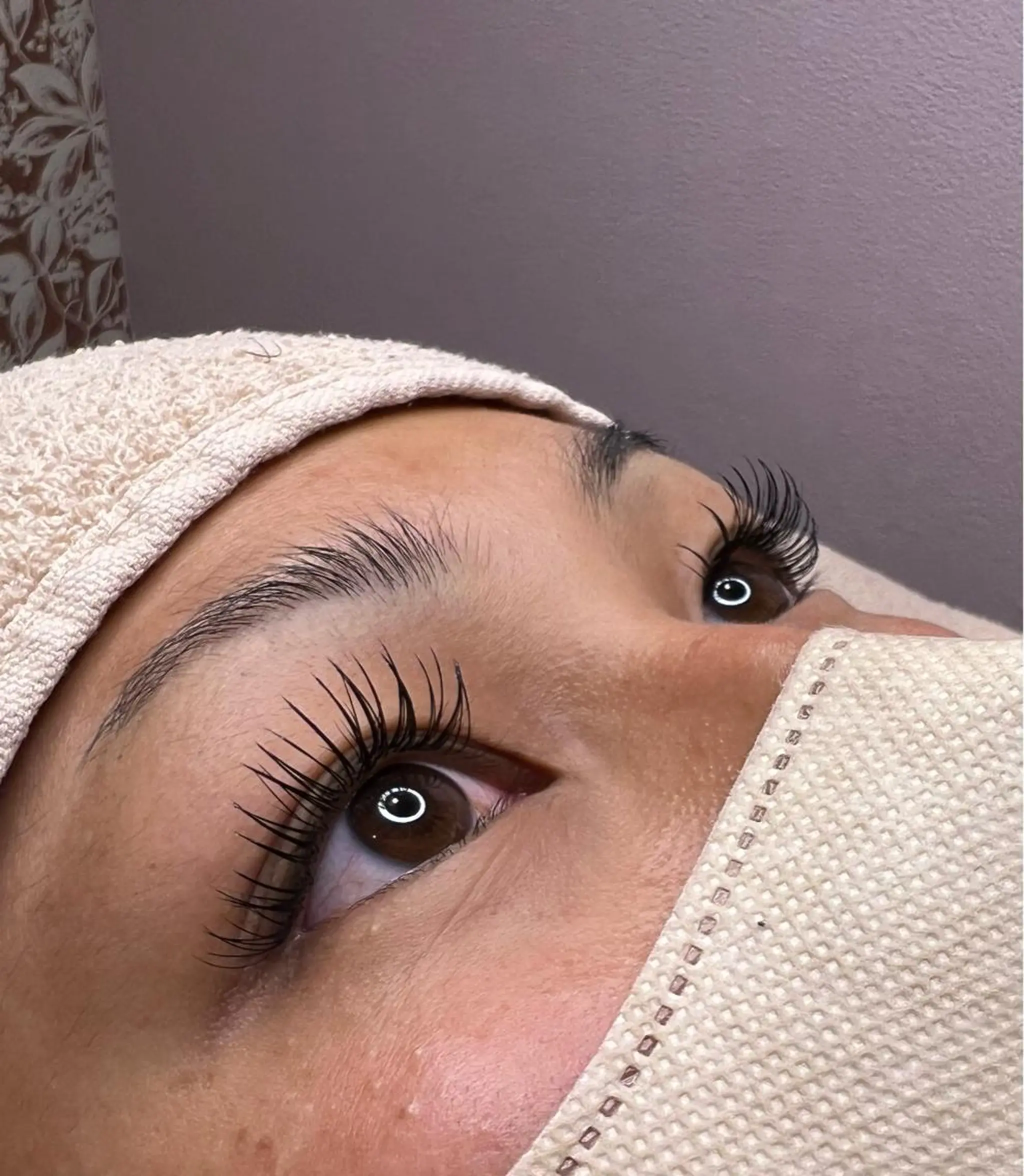 マツエク・マツパ 福井 珠乃のヘアスタイル