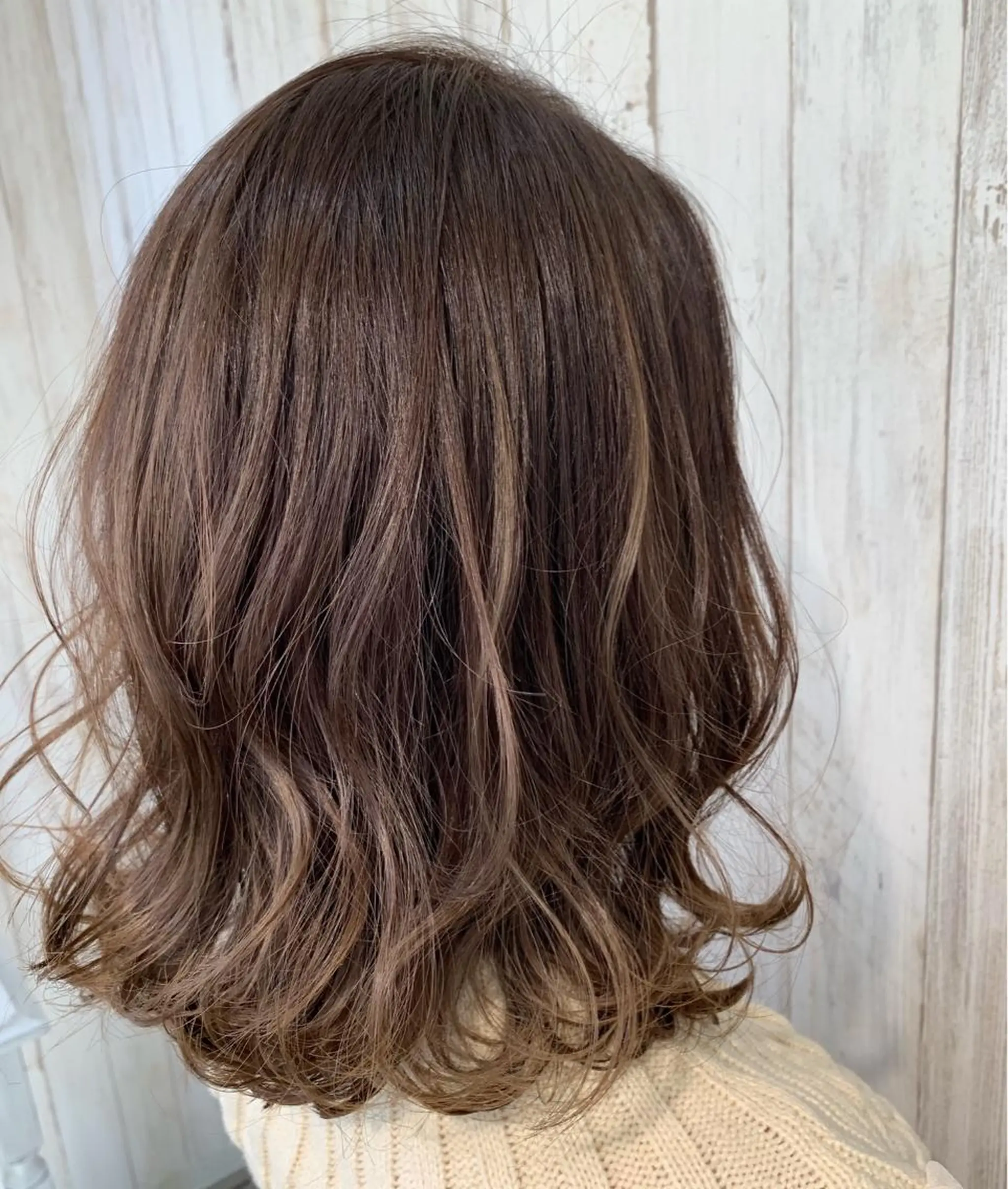 ミディアム カラー 心斎橋韓国ボブ 好原良真のヘアスタイル