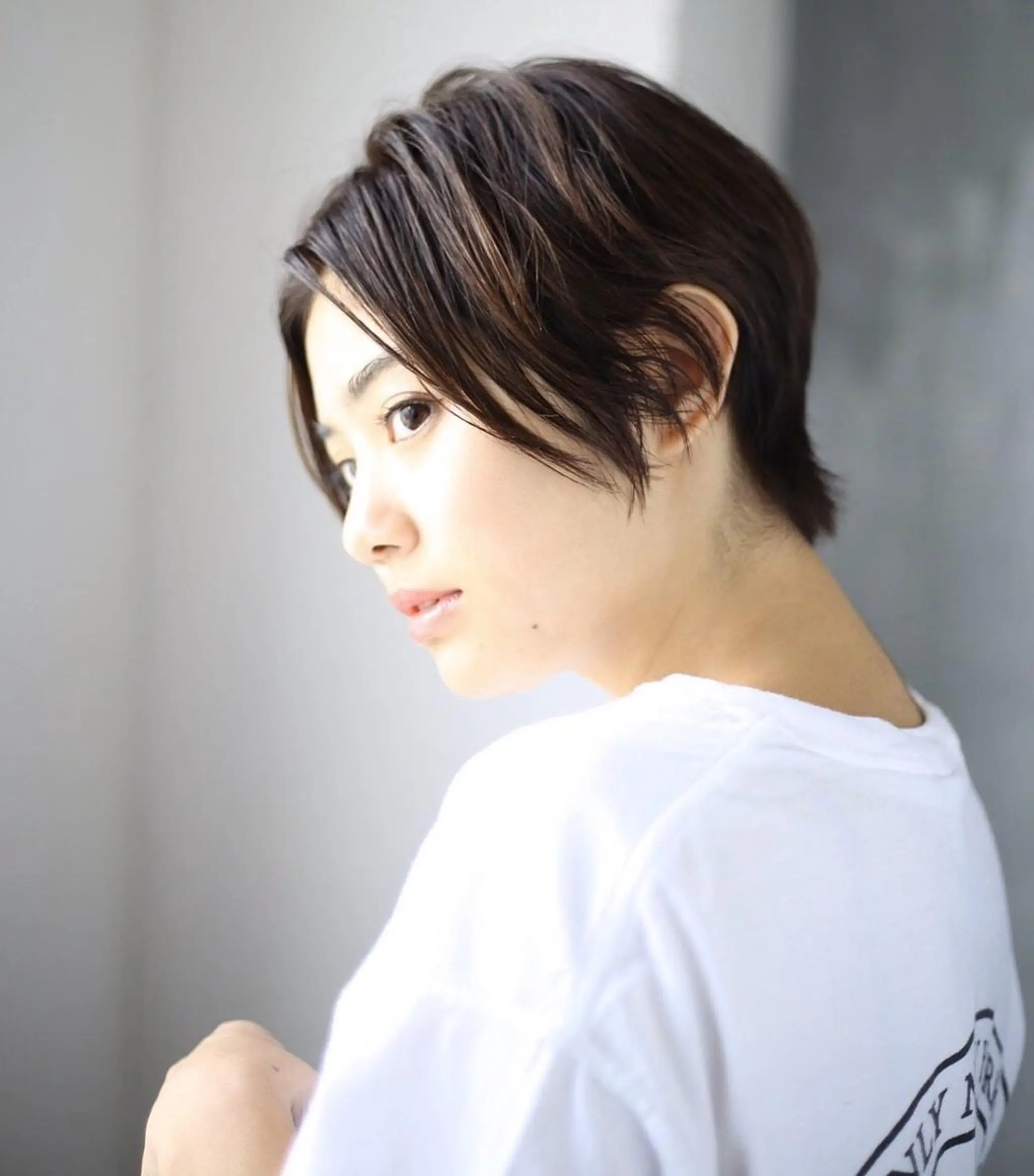 ショート 岩渕 由里香のヘアスタイル