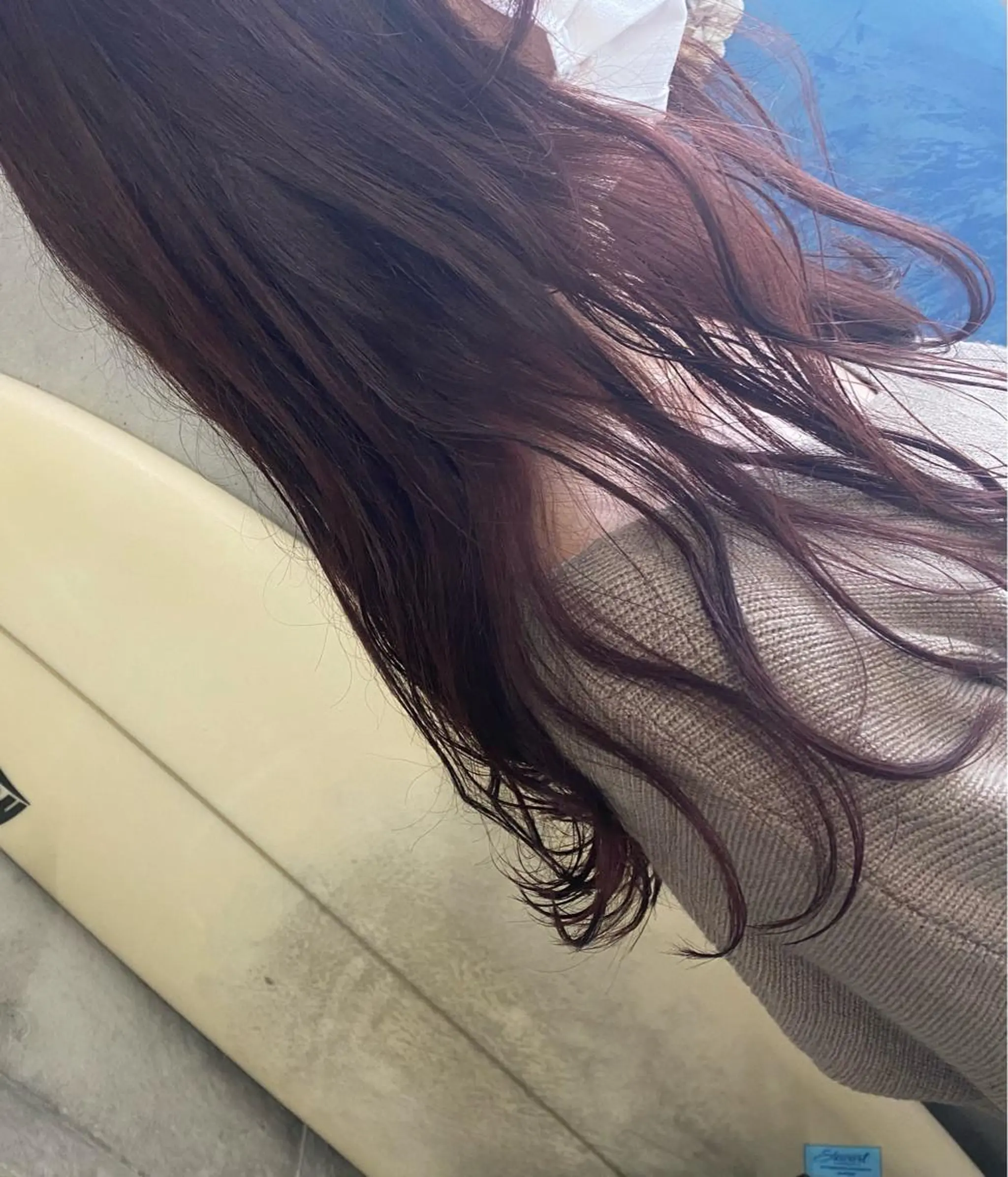 セミロング カラー ハイトーンカラー バイオレットカラー カット ヘアカラー トリートメント 詩乃🎀ピンク 暖色系🫧レイヤーのヘアスタイル