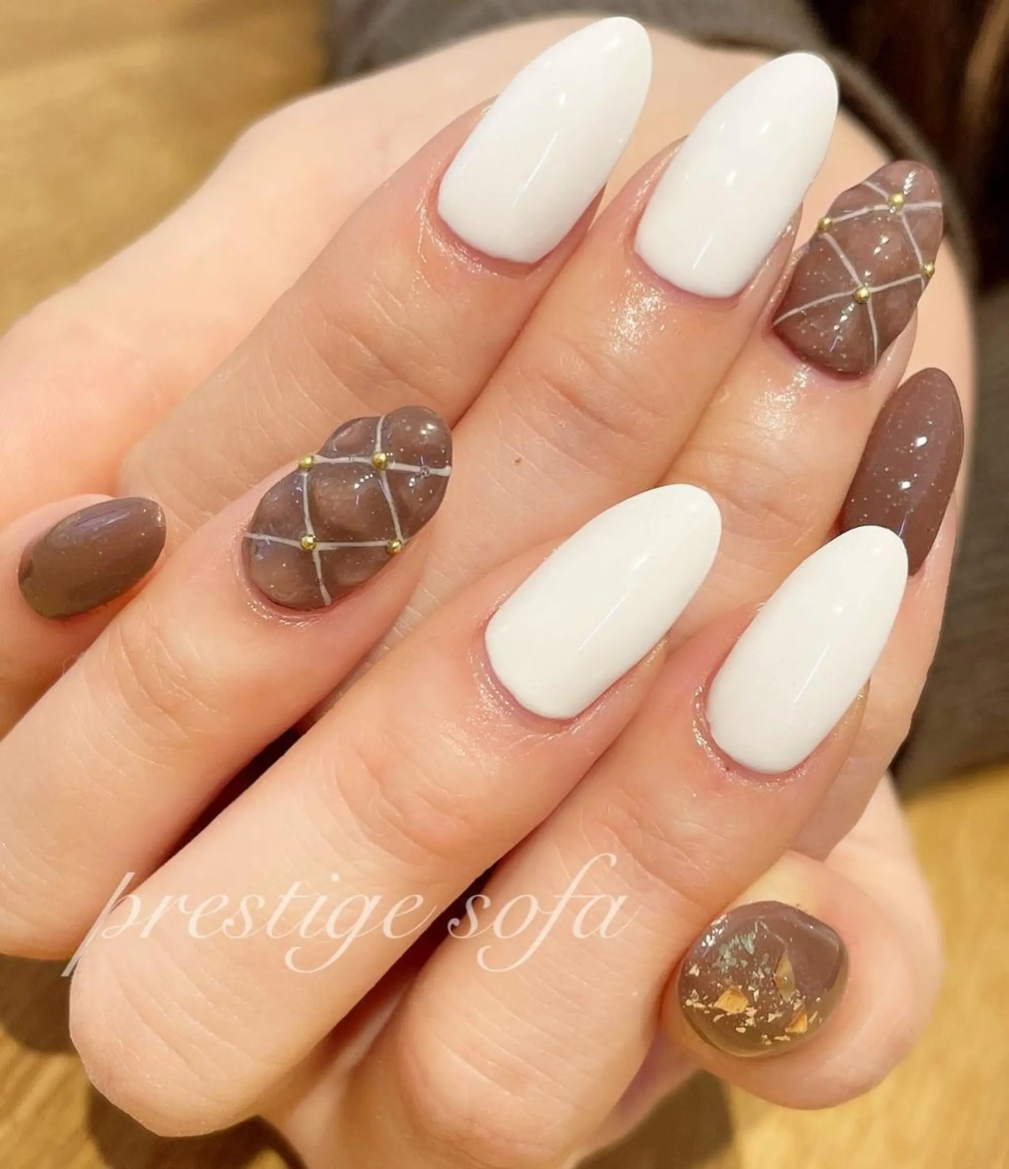 ネイル マツエク・マツパ まつげパーマ ボリュームラッシュ ジェルネイル ニュアンスネイル パラジェル ハンドネイル 髙橋 敦子のネイルデザイン