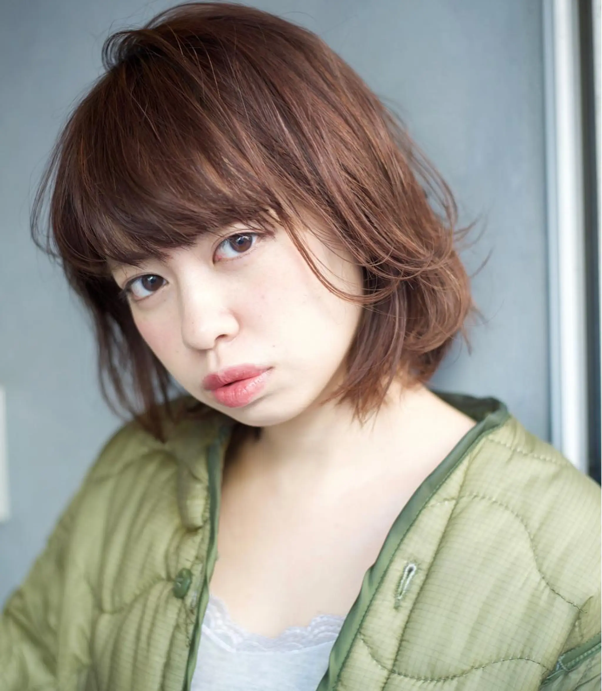 ショート カラー パーマ ヘアアレンジ 切りっぱなしボブ ボブ 【白髪ぼかし 専門GBG】自由が丘のヘアスタイル