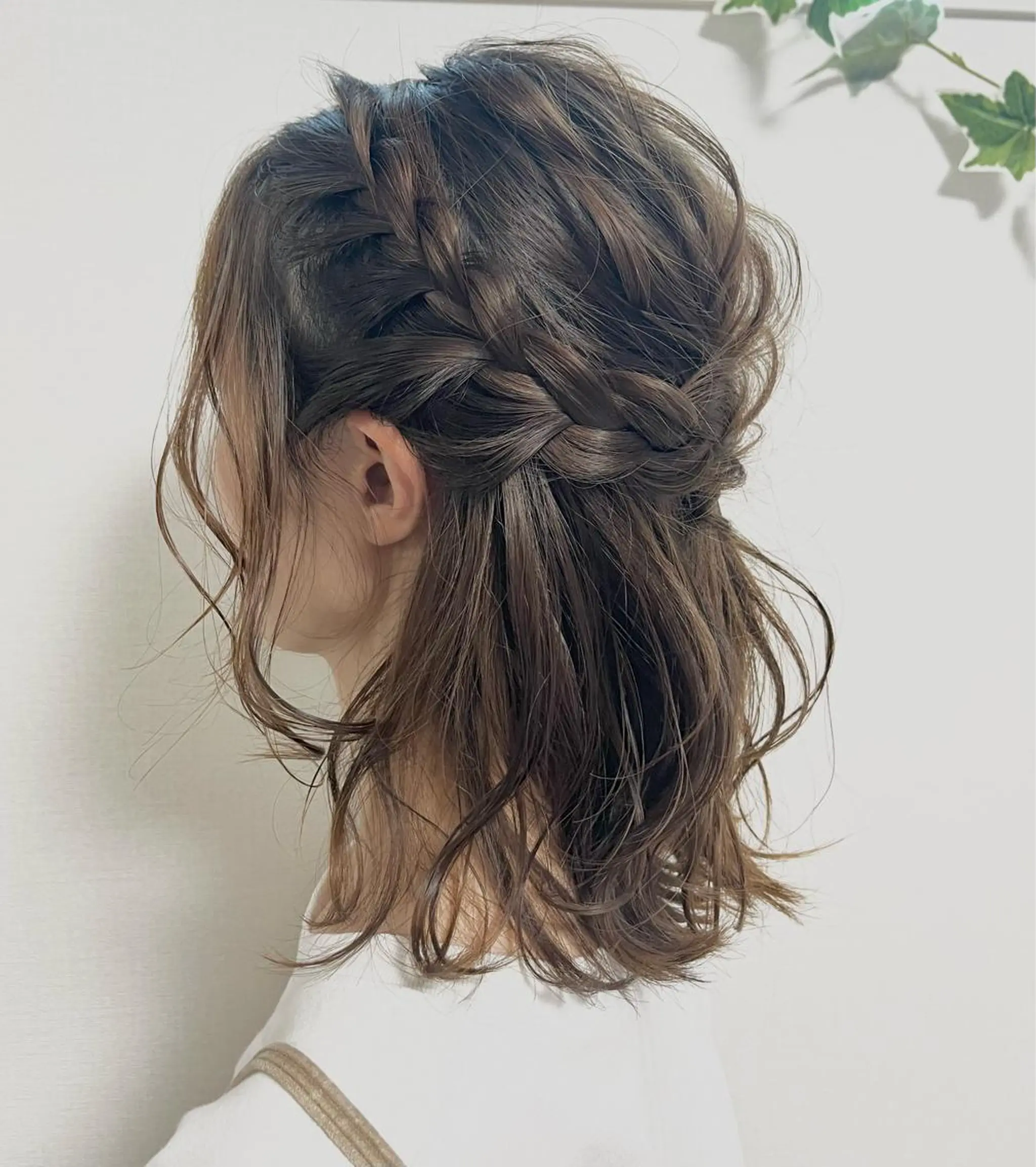 ヘアアレンジ sayaka 透明感カラーのヘアスタイル