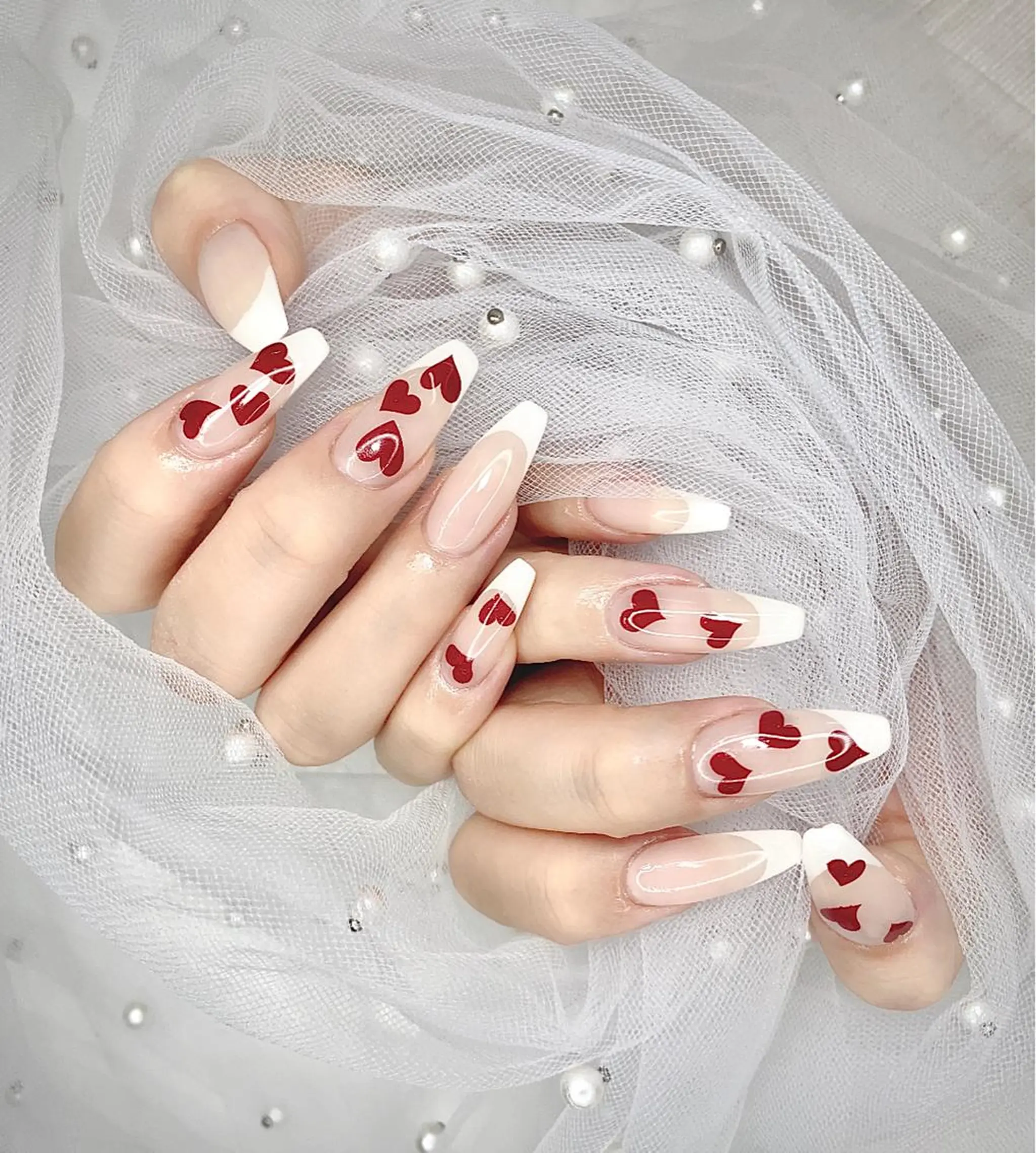 ネイル I-nailロング /ワンホン/キラキラのネイルデザイン