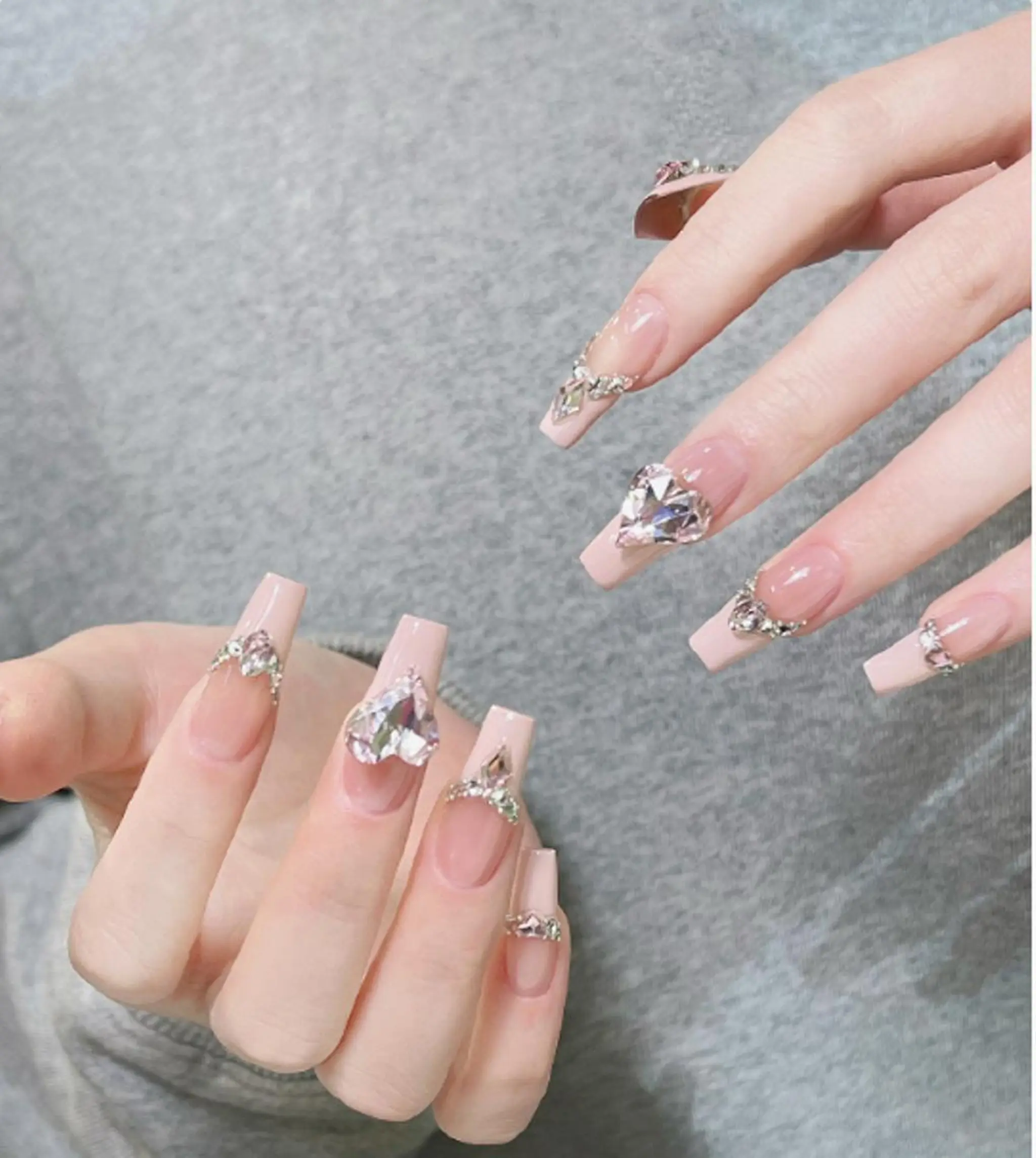 ネイル 宮澤 ミナのネイルデザイン