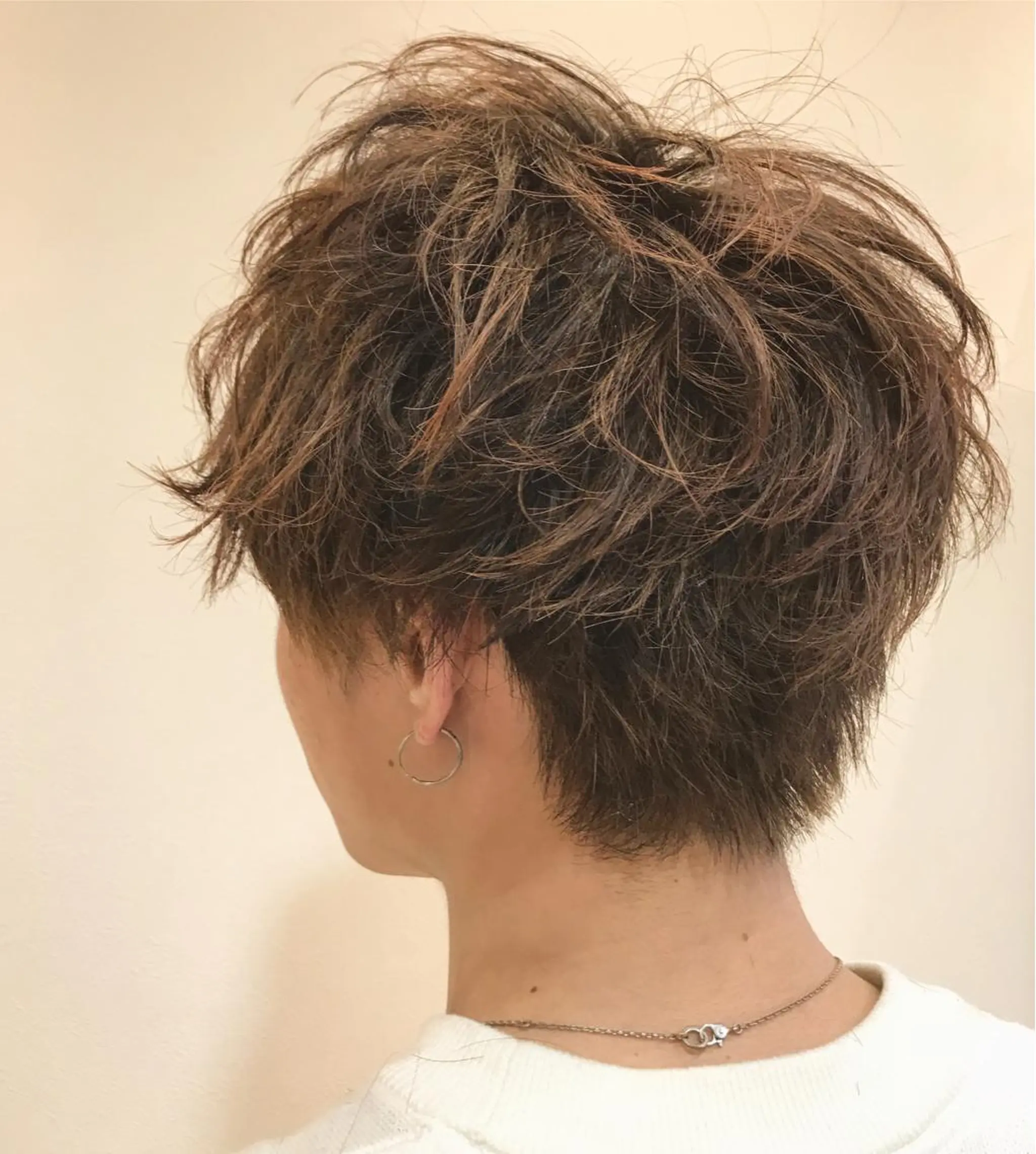 ショート カラー ハイライトカラー ハイライト レイヤー/大人ボブ 渡邉【日吉美容室】のヘアスタイル