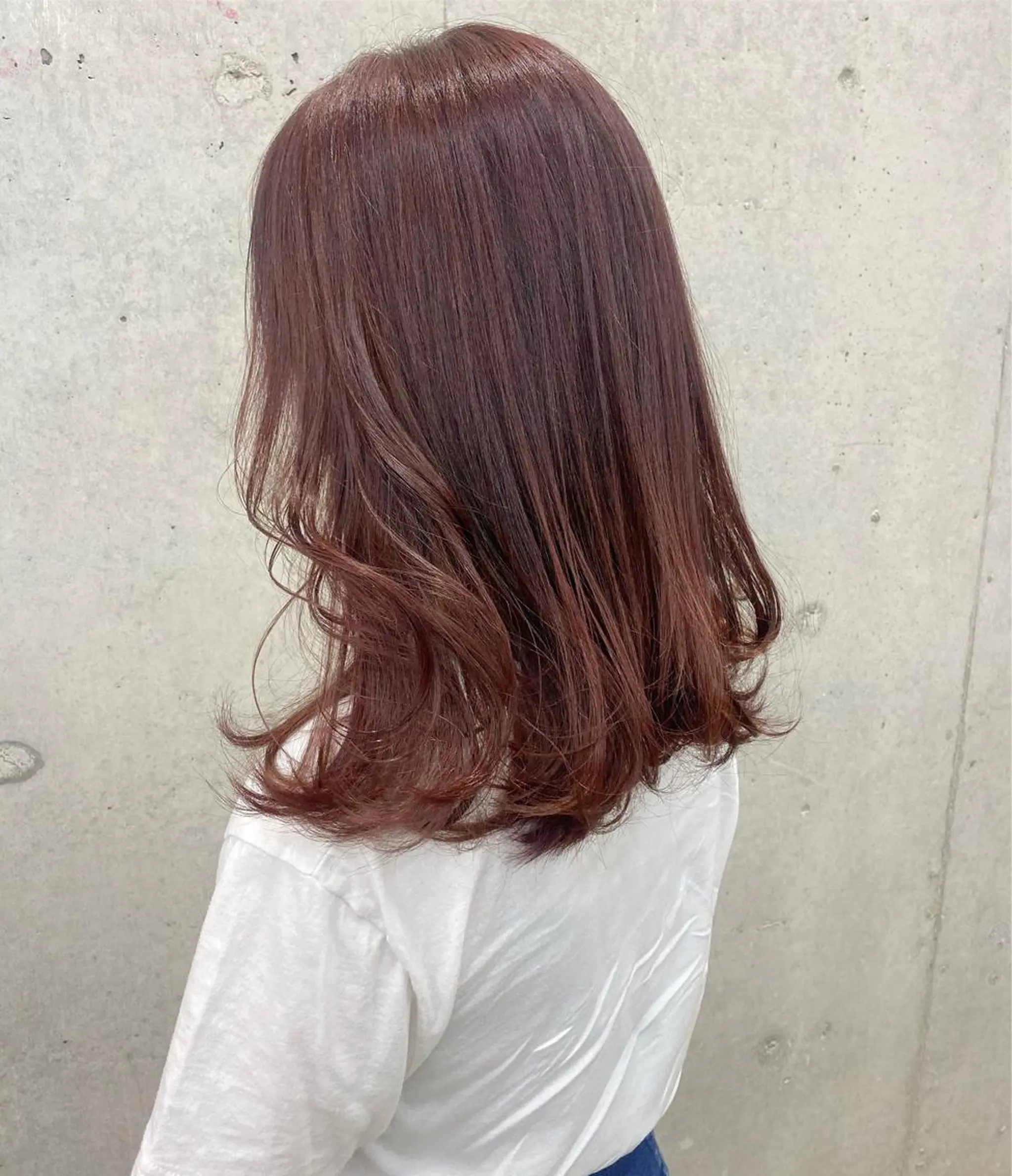 セミロング カラー オリーブ/アッシュ やわらか透明感カラーのヘアスタイル