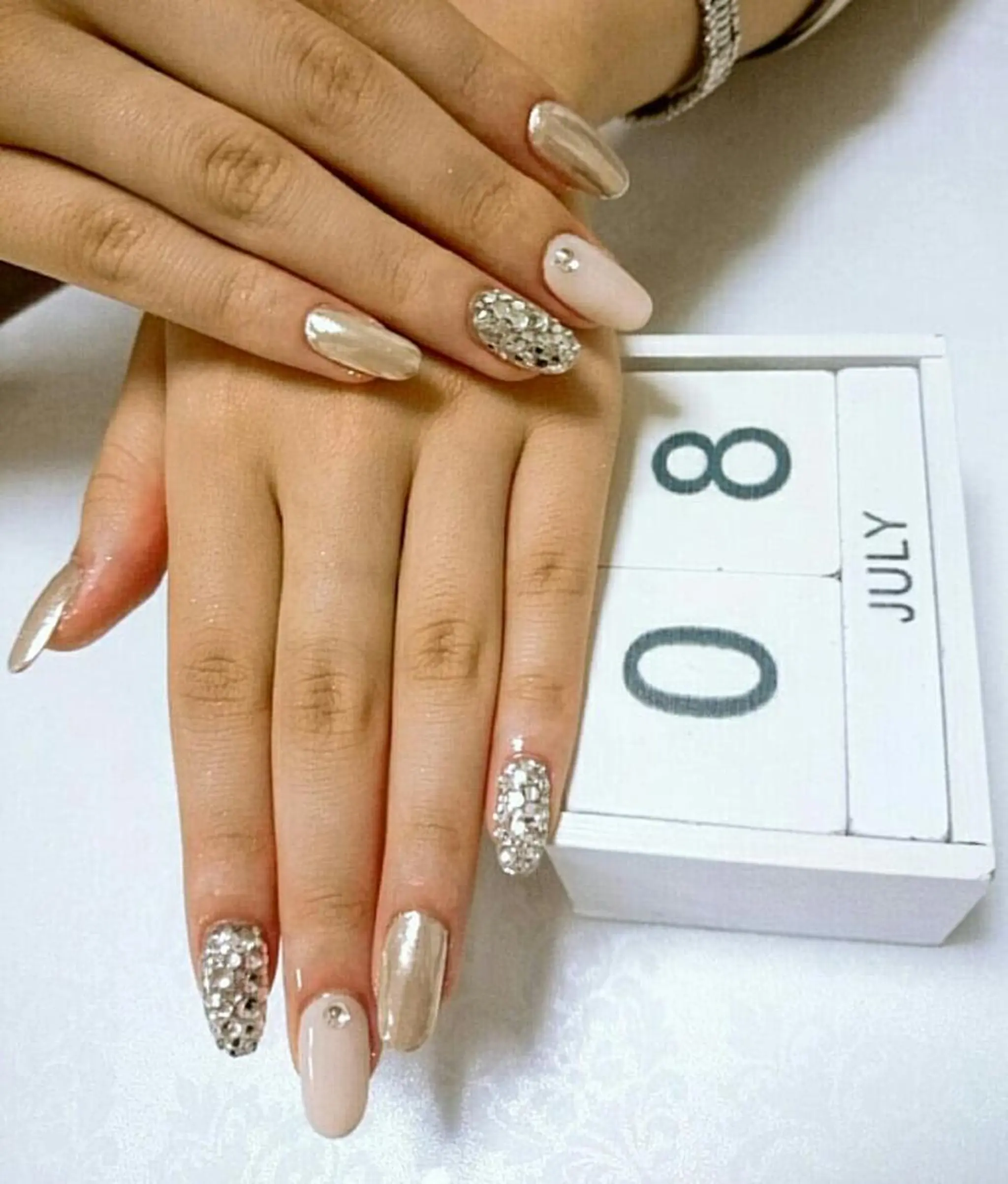 ネイル キラキラネイル JEWEL nailのネイルデザイン