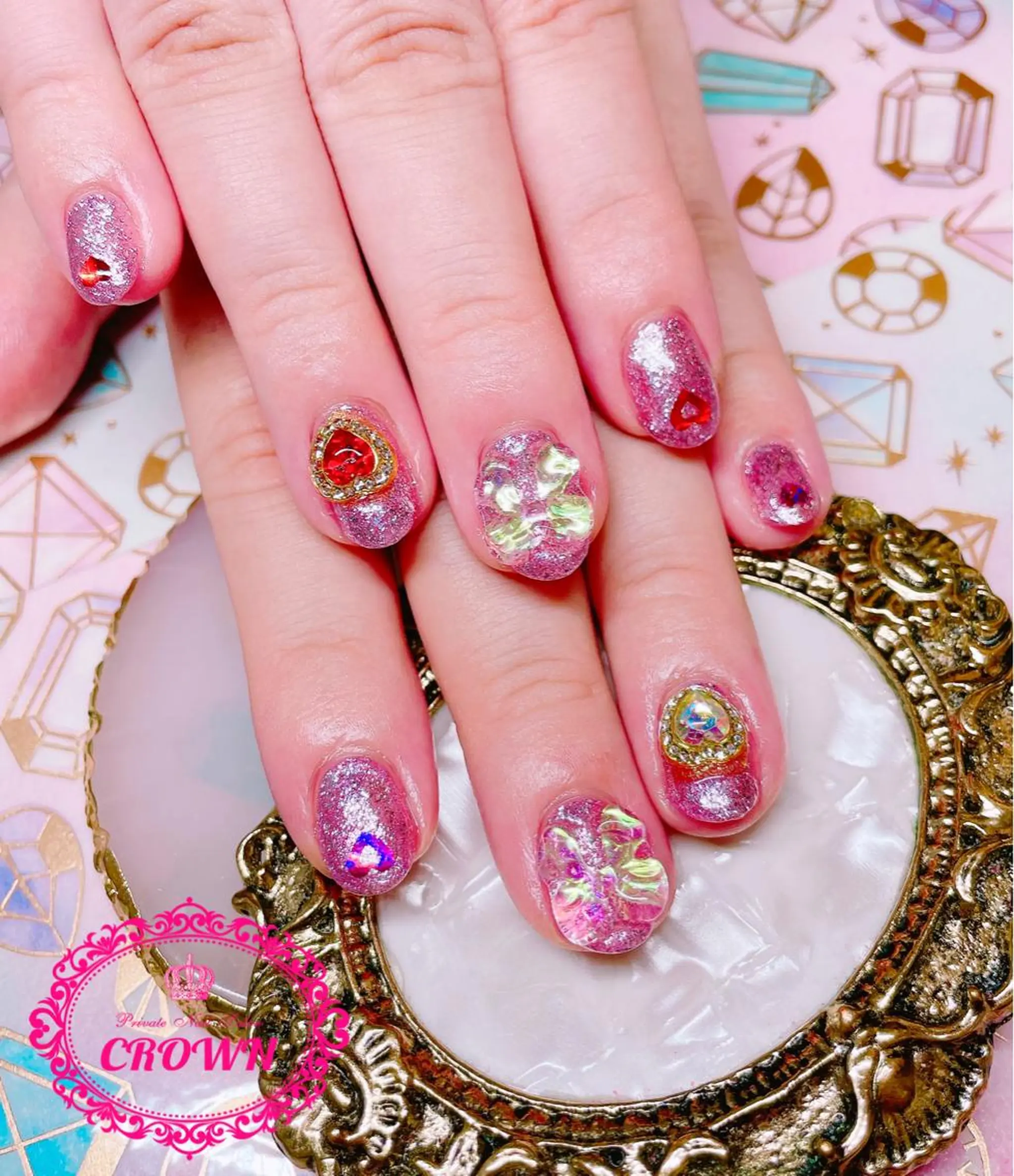 ネイル CROWN プライベートサロンのネイルデザイン