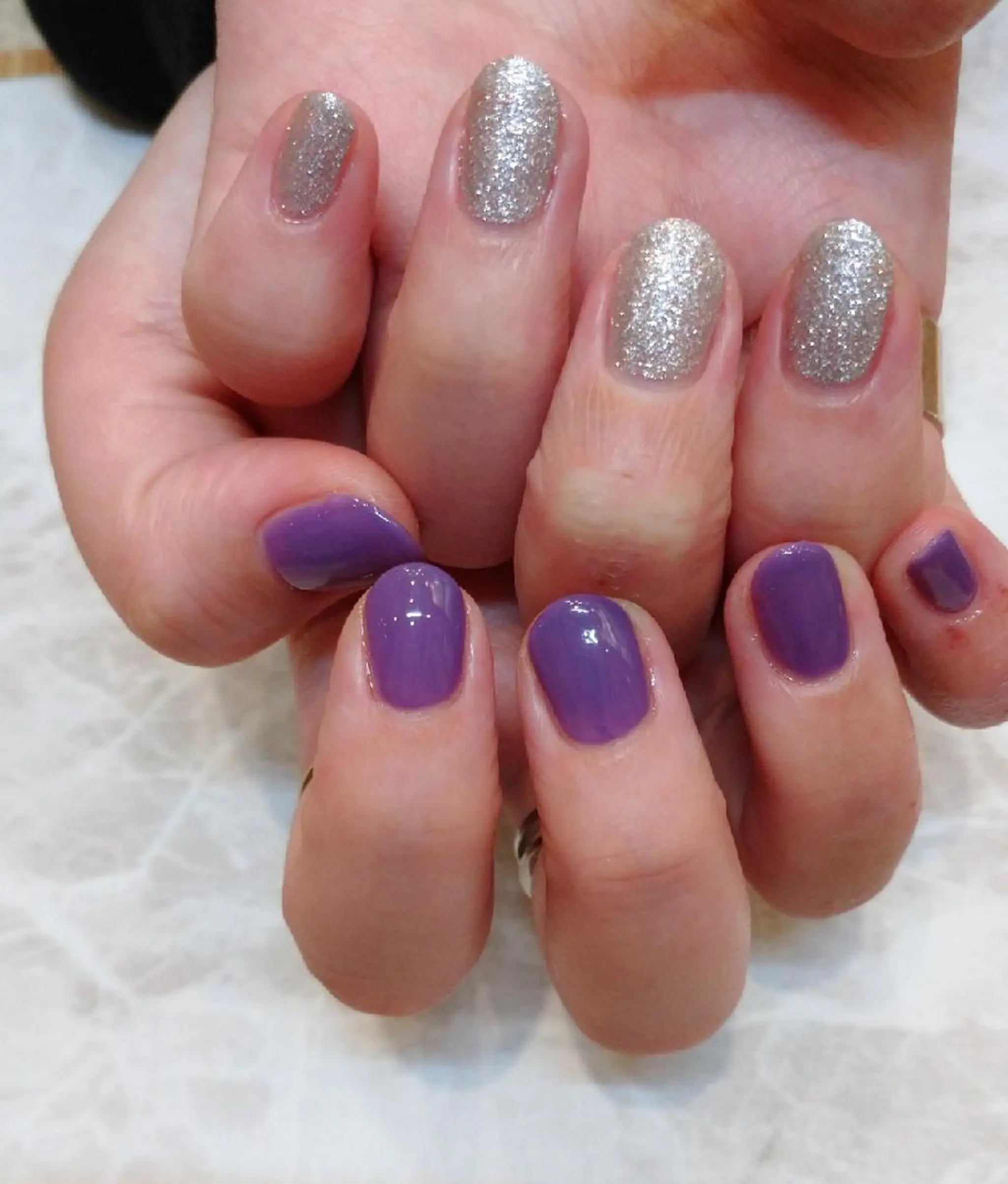 ネイル シルバー ハンドネイル 會田 瑠衣のネイルデザイン