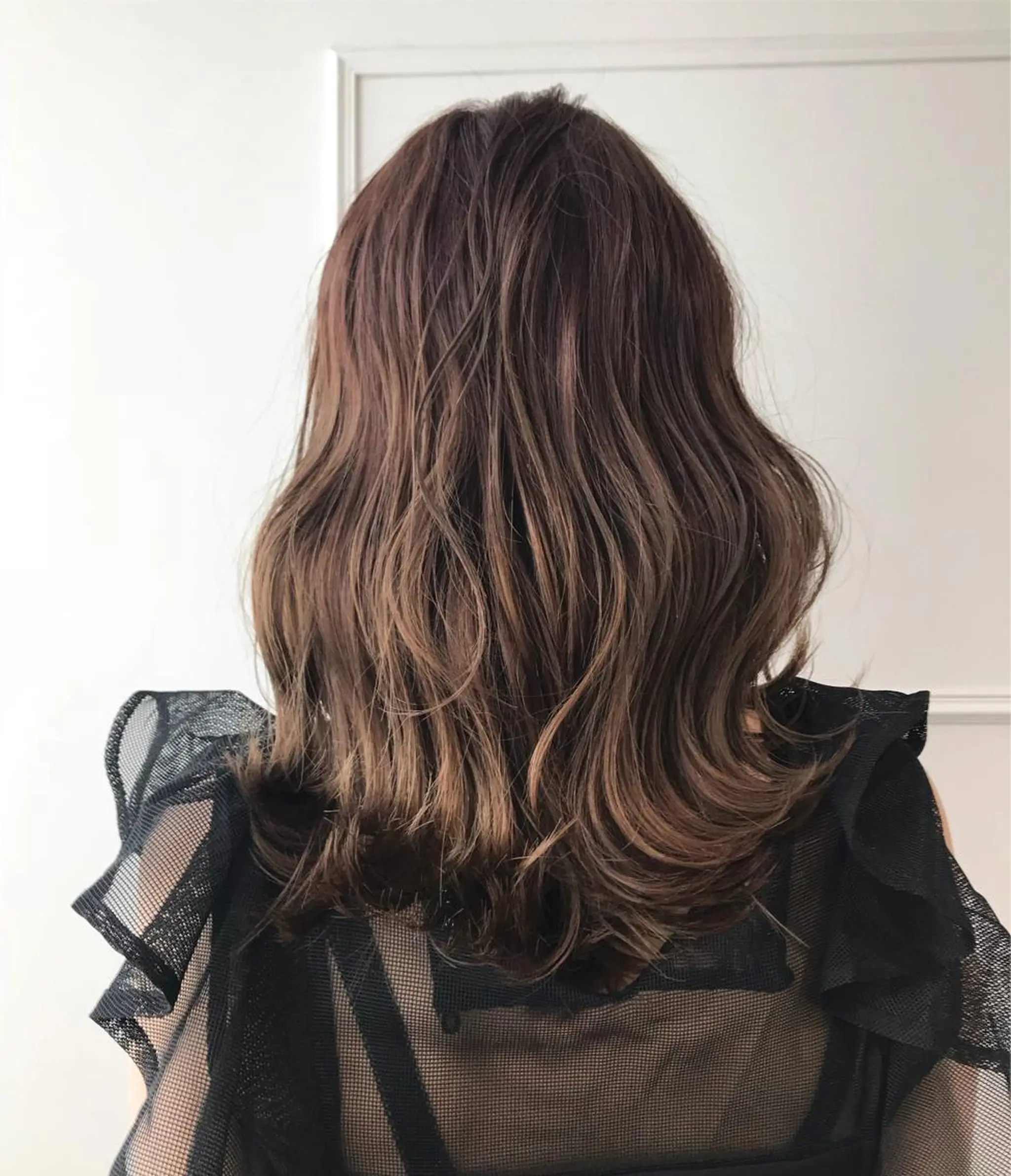 セミロング カット ヘアカラー トリートメント 黒神 浩之のヘアスタイル