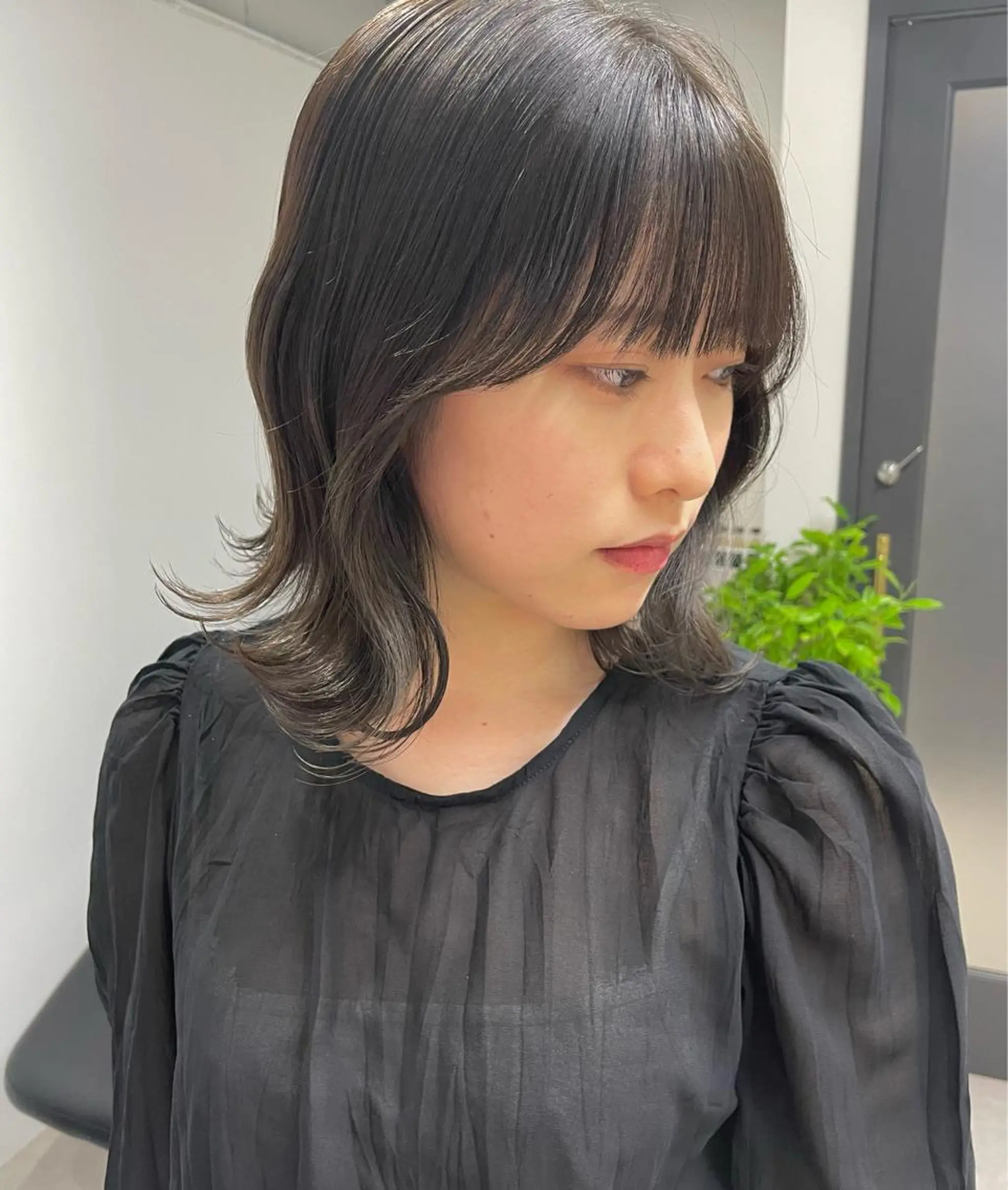 ミディアム カット ヘアカラー トリートメント 🌸インナーカラー 🌸藤井春華のヘアスタイル