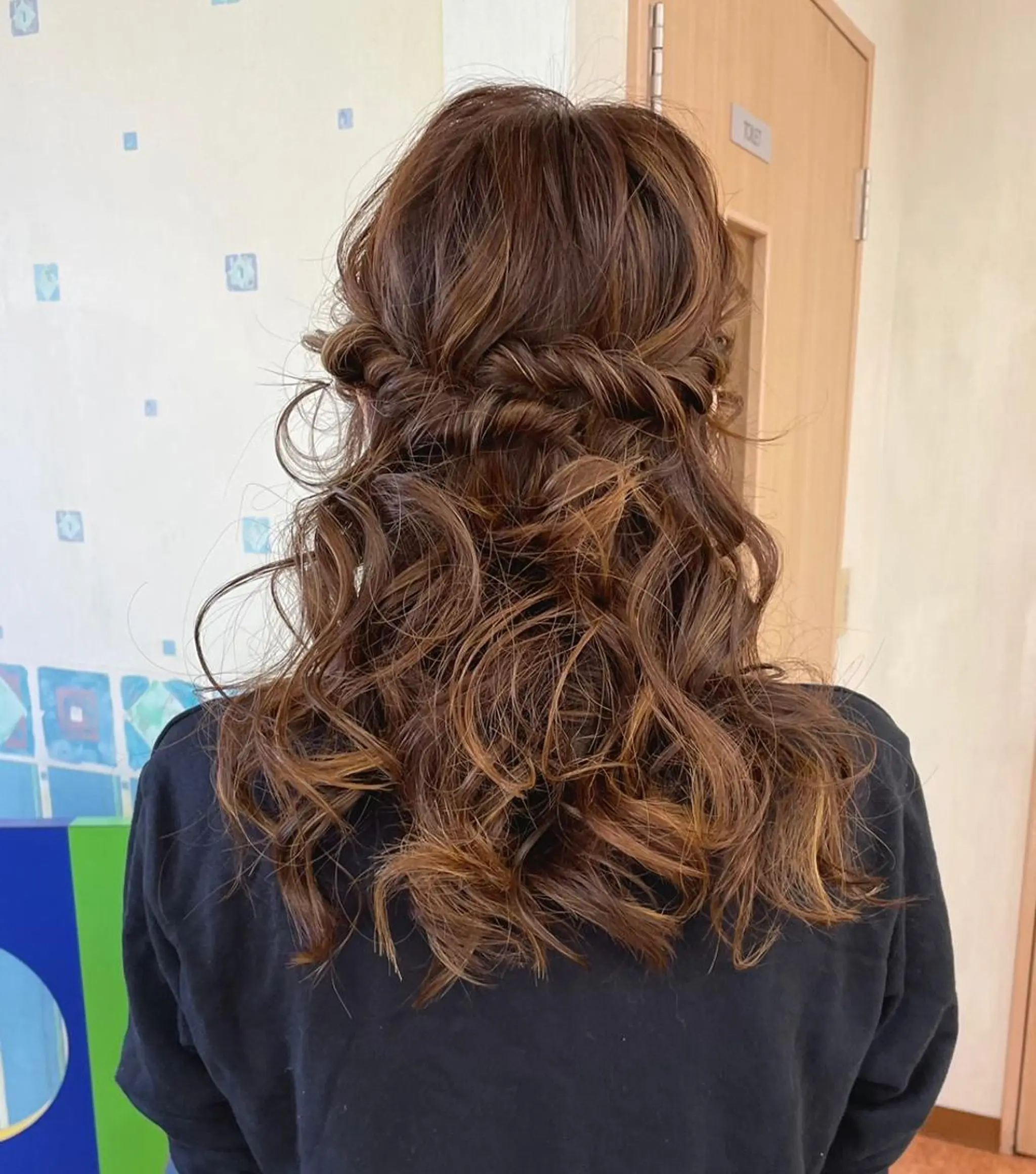 セミロング ヘアアレンジ ハーフアップ yui .のヘアスタイル