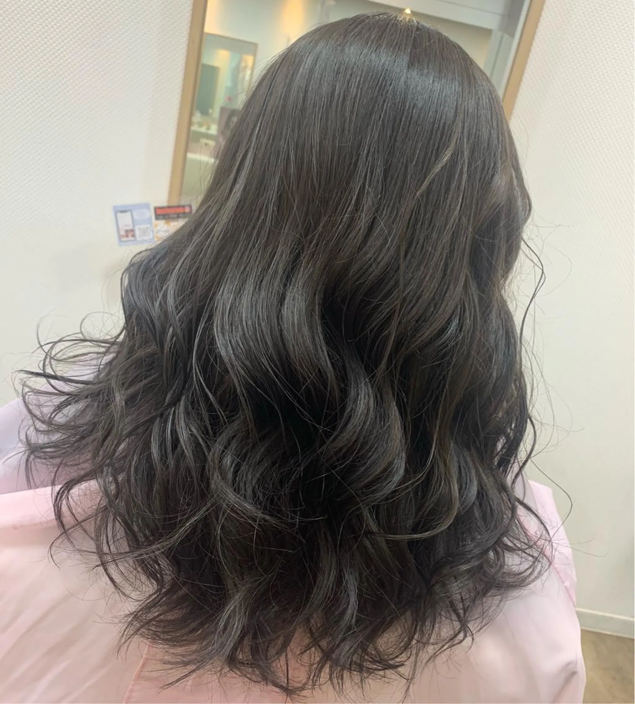 ロング カラー グレージュ ヘアカラー トリートメント ヘアセット 透け感✨ダメージレス カラーHana🤍のヘアスタイル