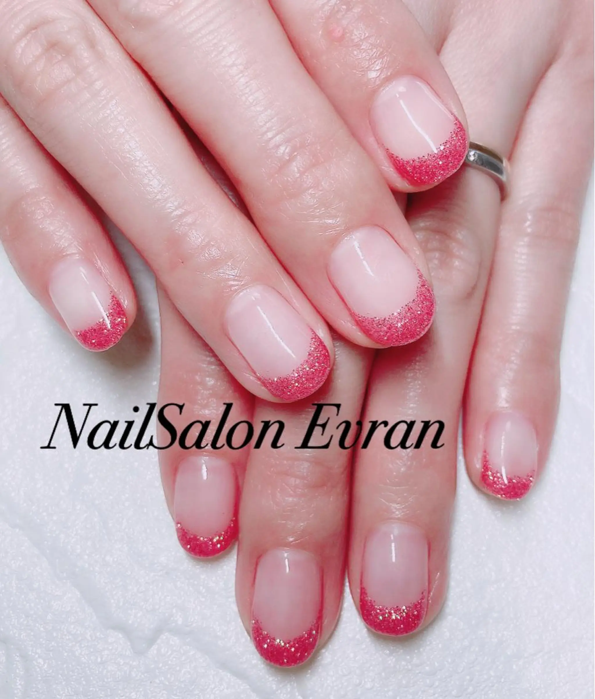 ネイル フレンチネイル ラメ(グリッター) Nail salon Evranのネイルデザイン