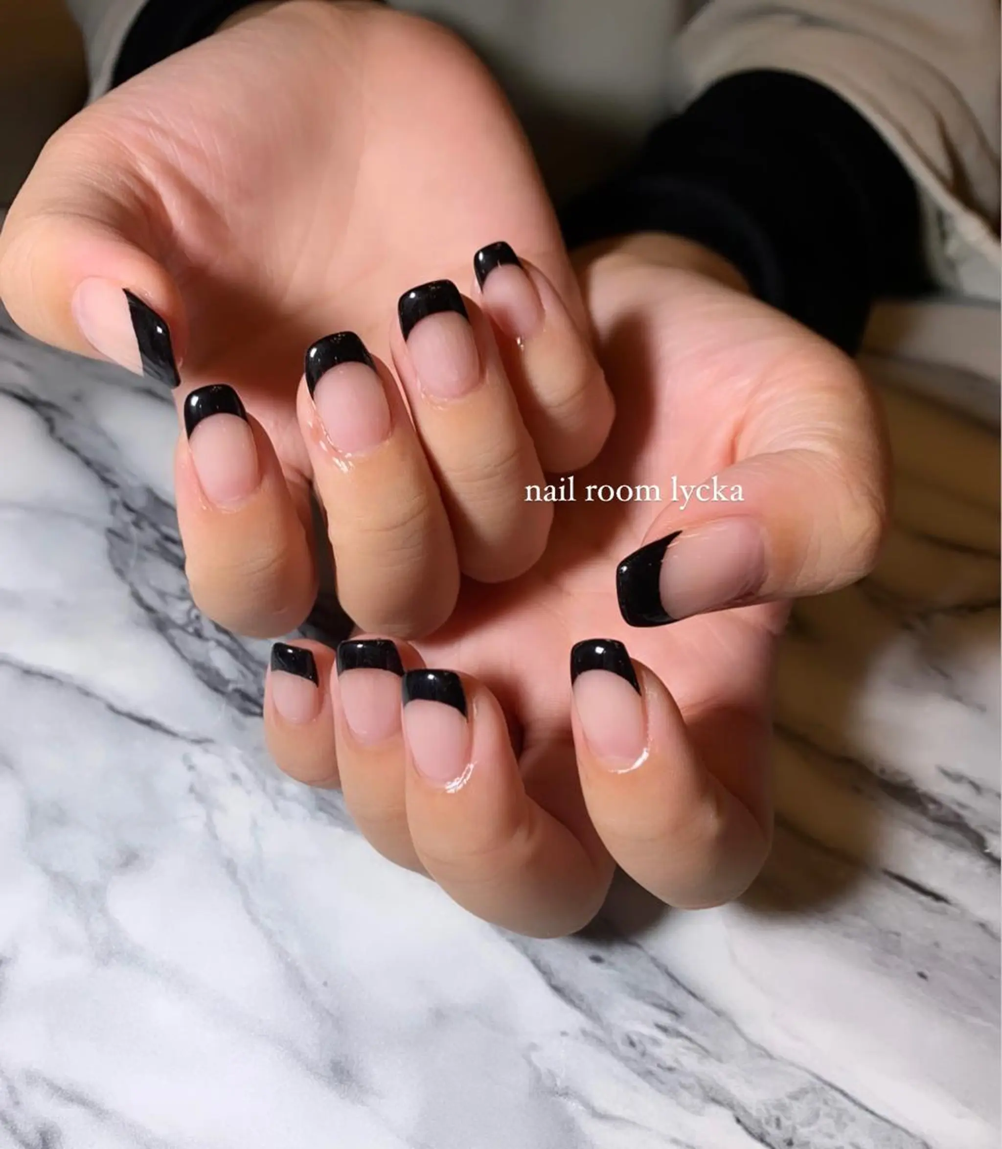 ネイル ﾈｲﾙﾙｰﾑﾘｯｶ 𝐦𝐚𝐲𝐮のネイルデザイン