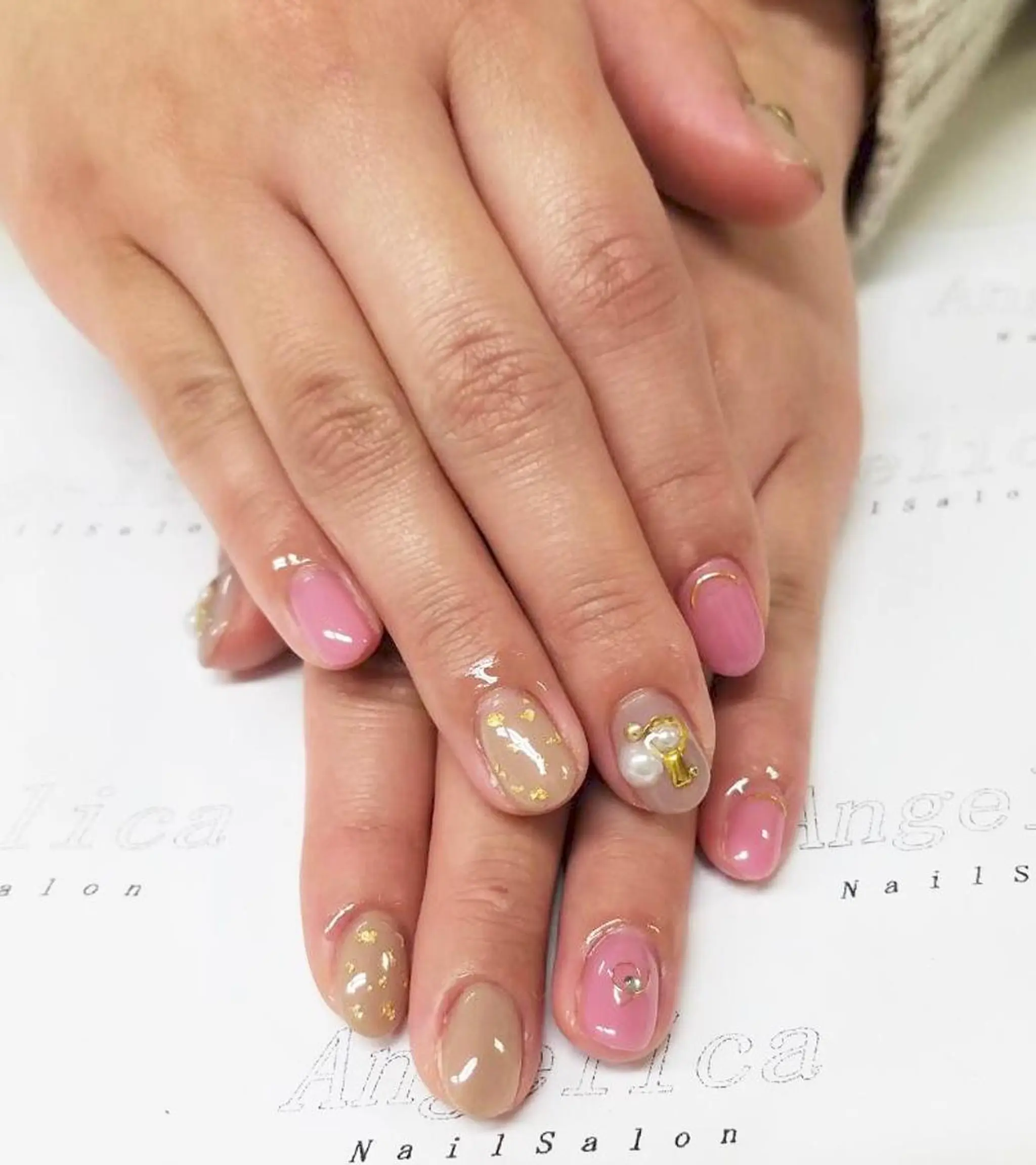 ネイル Angelica ネイリストのネイルデザイン