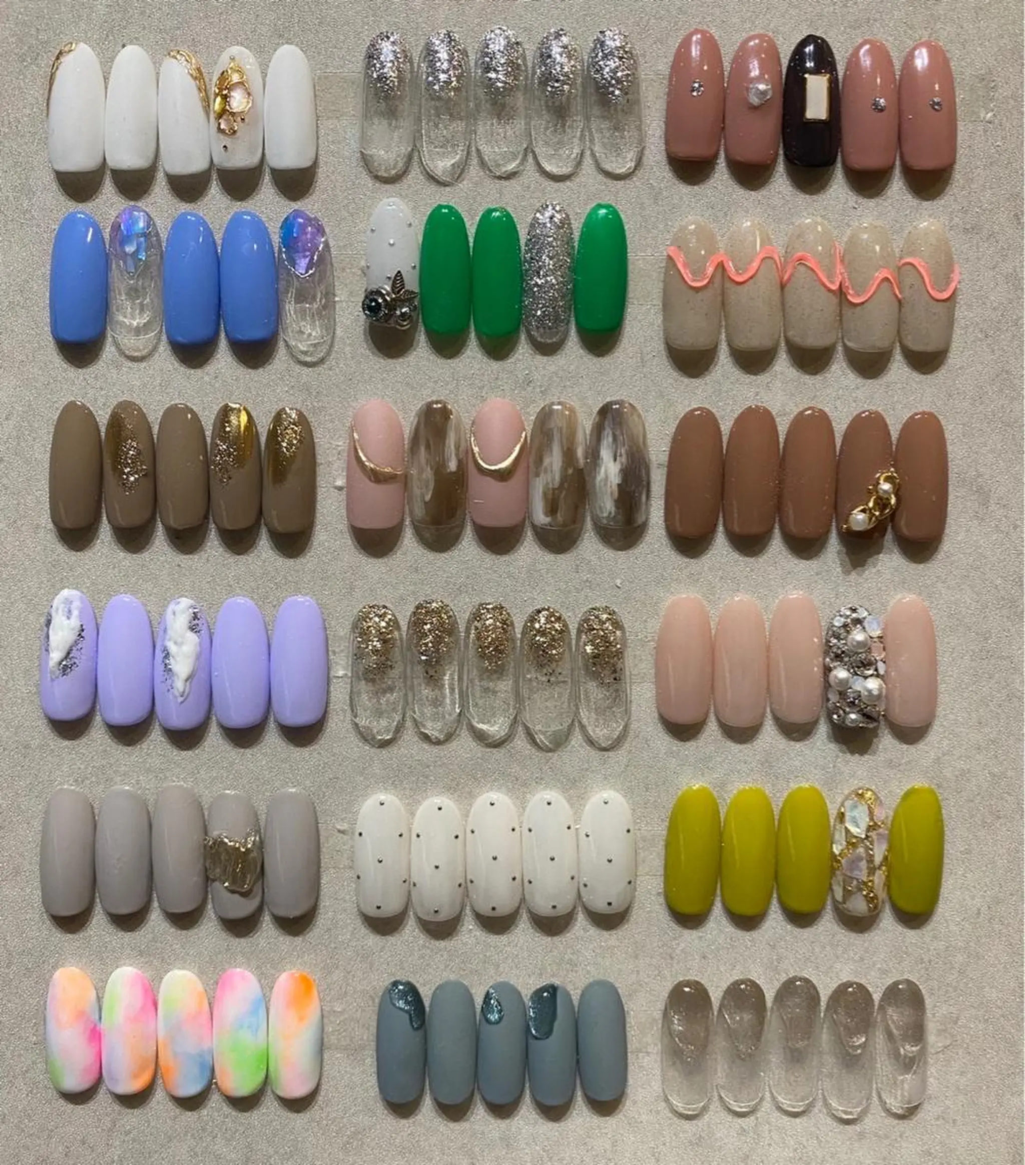 ネイル 【やり放題専門店】 スカルプ＆長さ出しのネイルデザイン