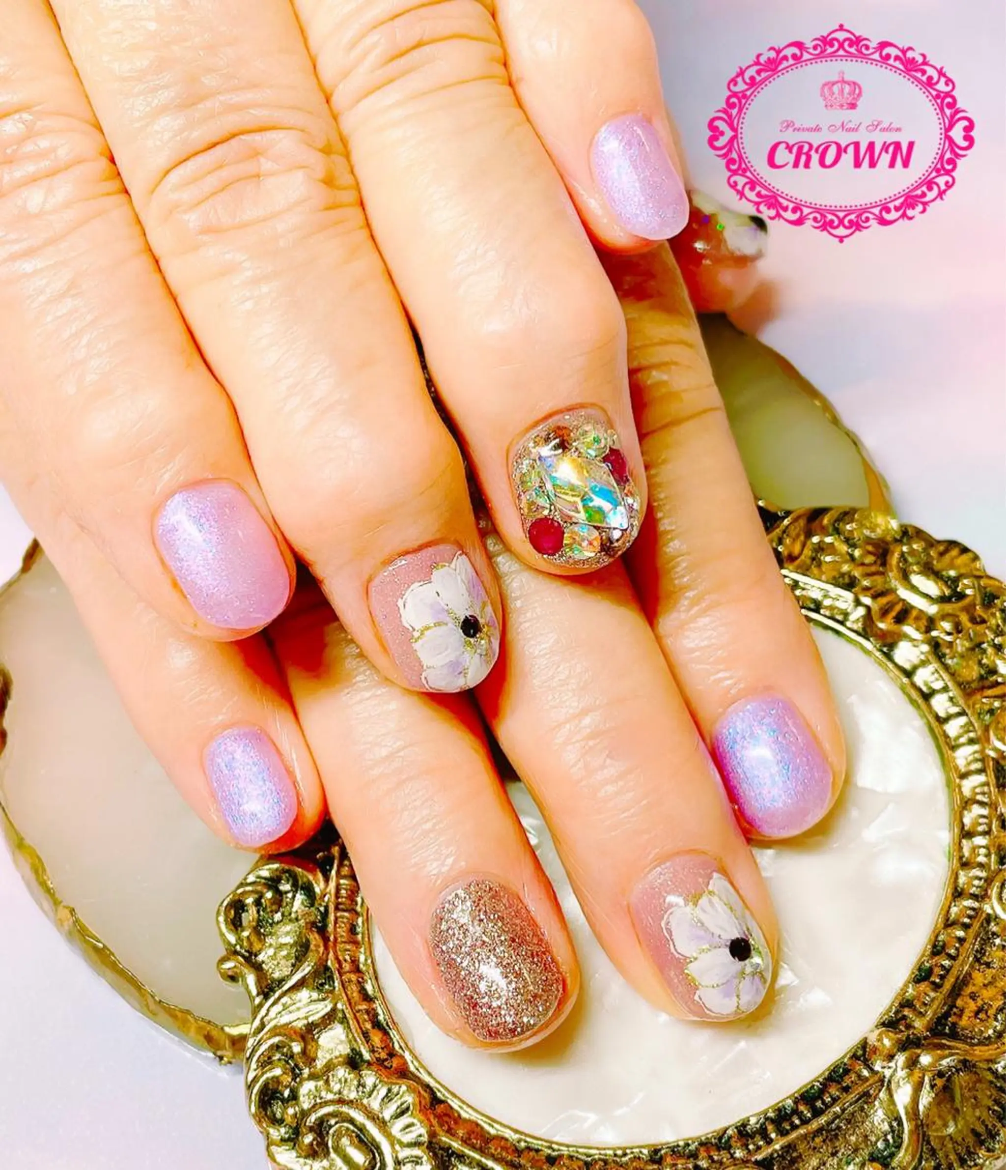 ネイル CROWN プライベートサロンのネイルデザイン