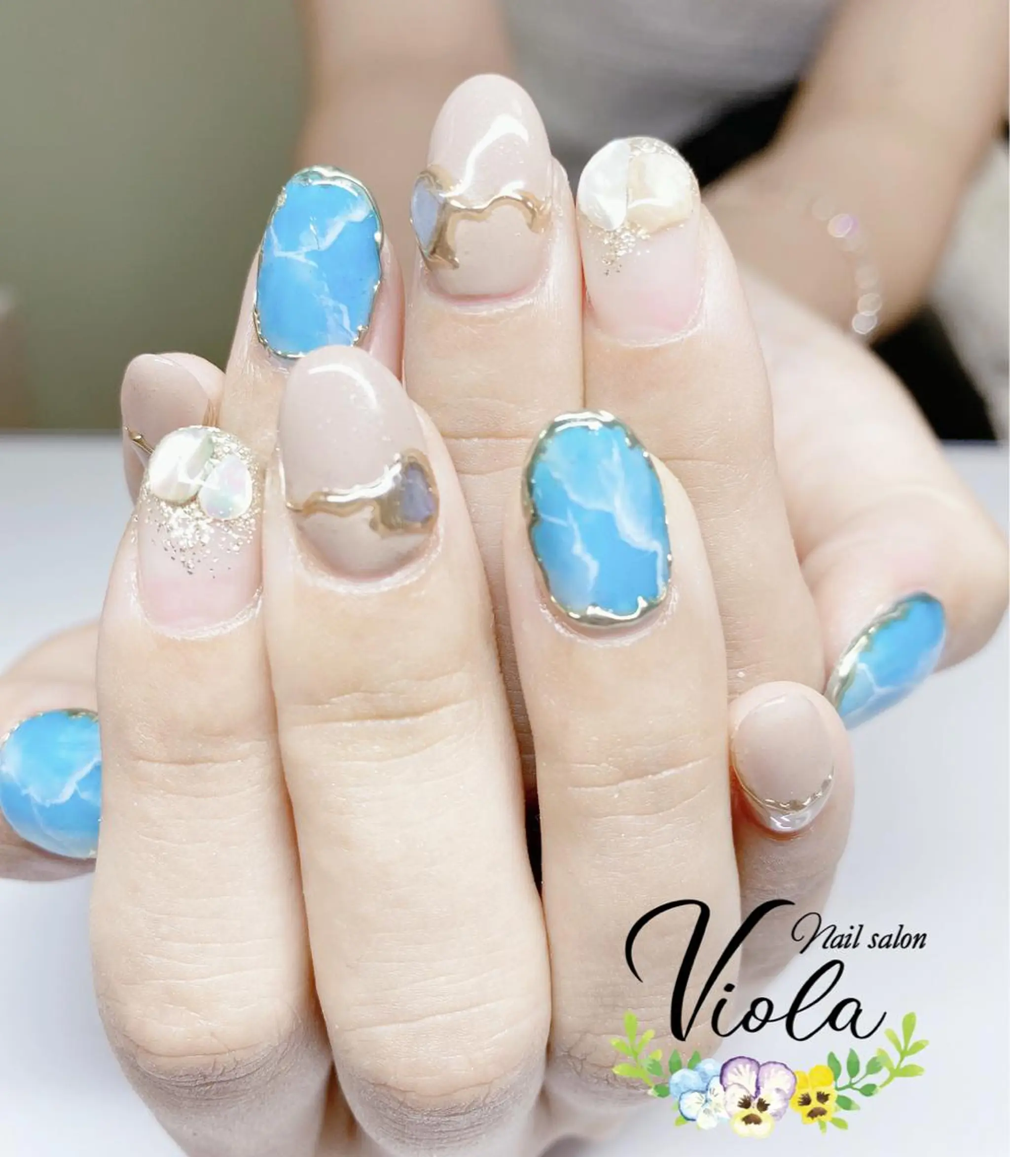ネイル 大理石ネイル(マーブル) ミラーネイル Nailsalon Viola所属・ネイルサロン Violaのネイルデザイン