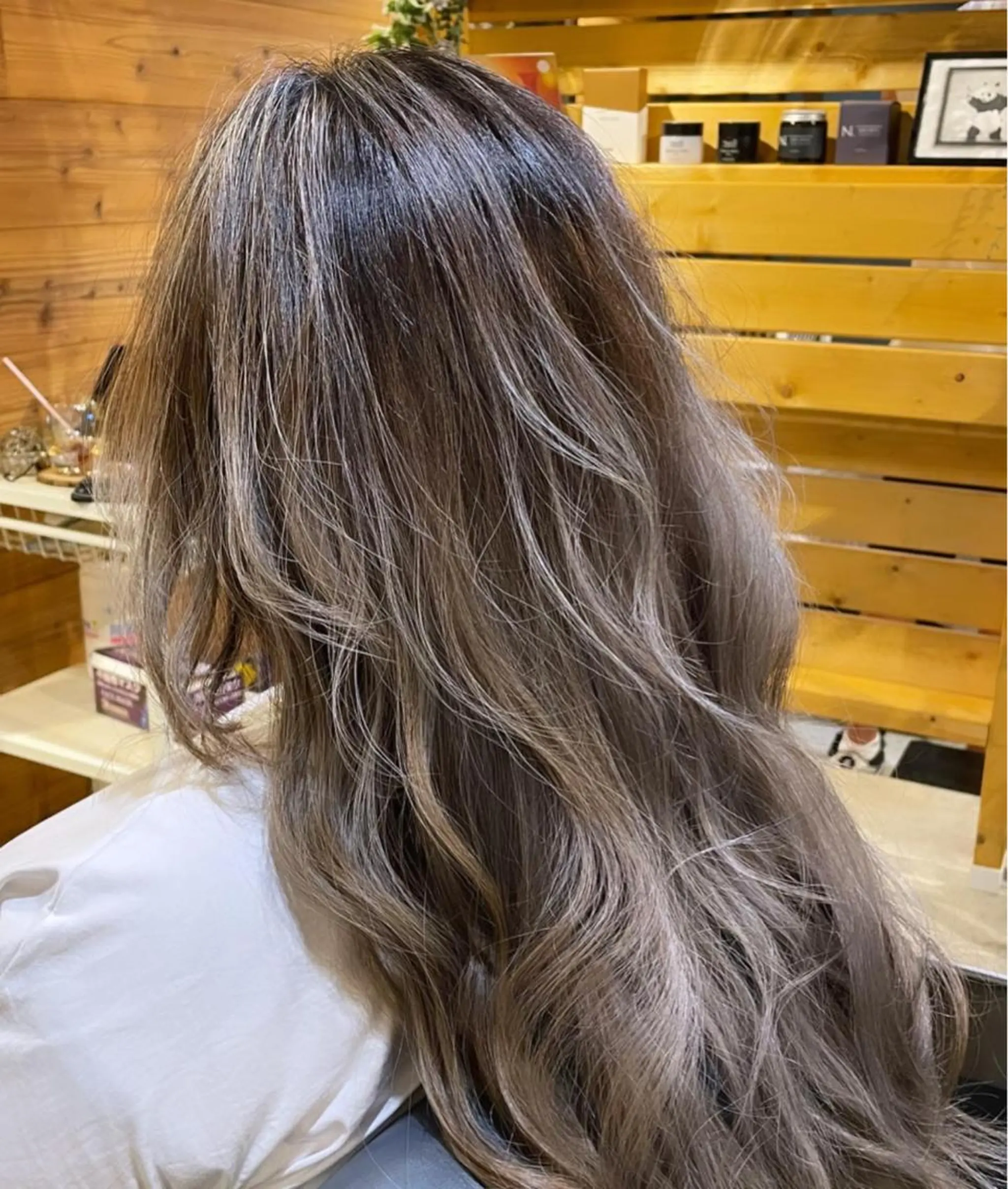 ロング カラー ヘアアレンジ バレイヤージュ グレージュ レイヤーカット カット ヘアカラー トリートメント 🌈NESTA minami🌈のヘアスタイル