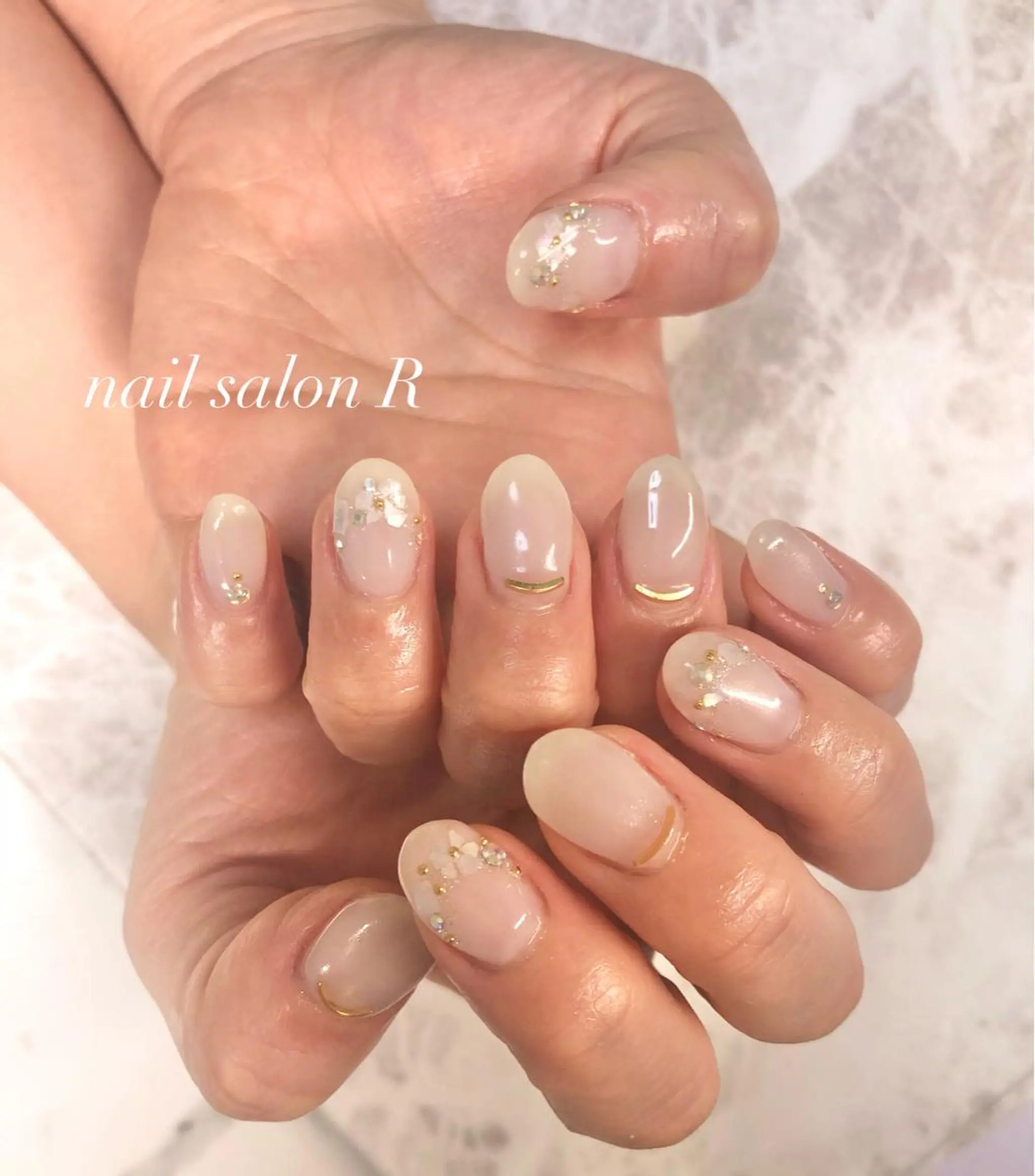 ネイル フラワーネイル フレンチネイル nail salon Rのネイルデザイン
