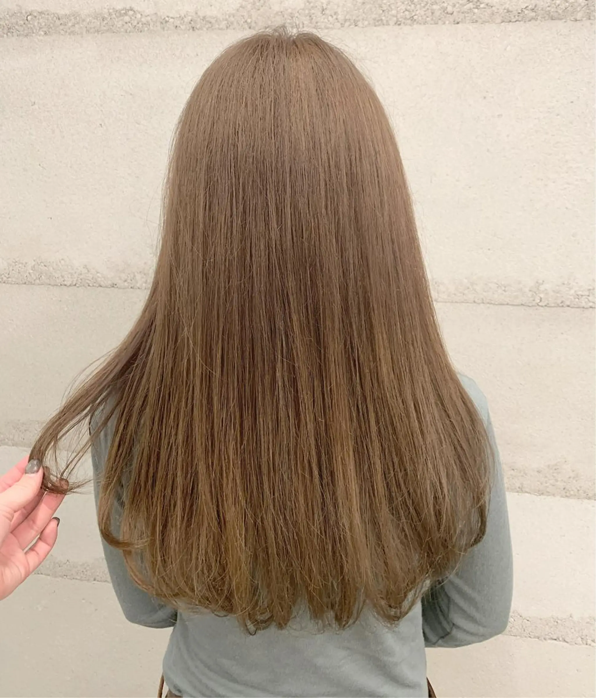 セミロング カラー 透明感/オリーブ/ グレージュ/YUKAのヘアスタイル