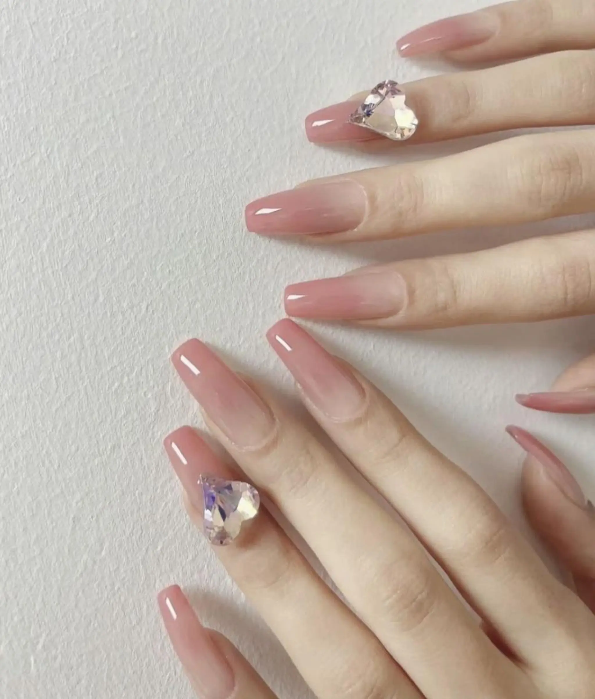 ネイル アートネイル 長さ出し ネイルチップ Queens momoのネイルデザイン