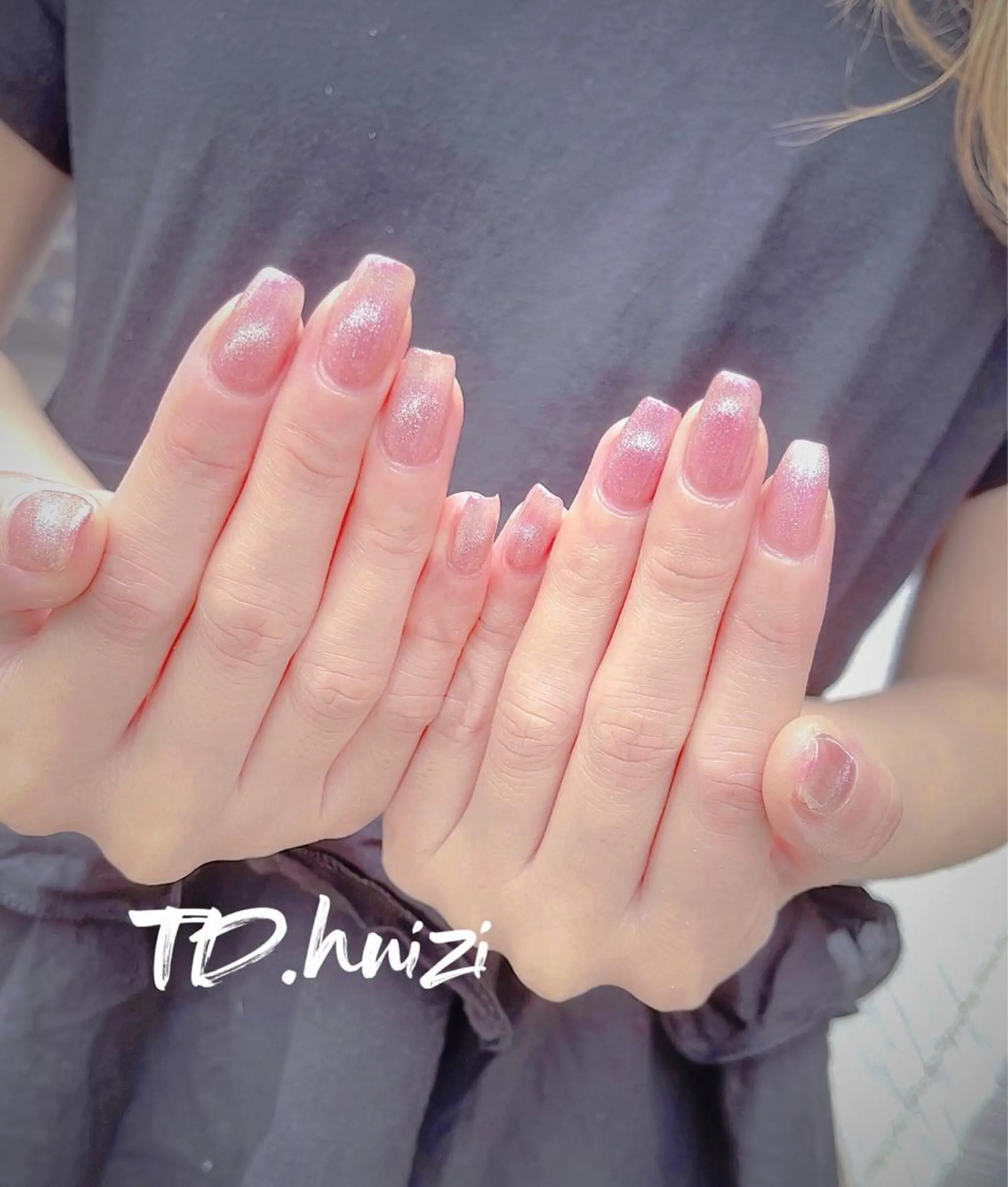 ミディアム めぐみのネイルサロン スタッフ練習のネイルデザイン