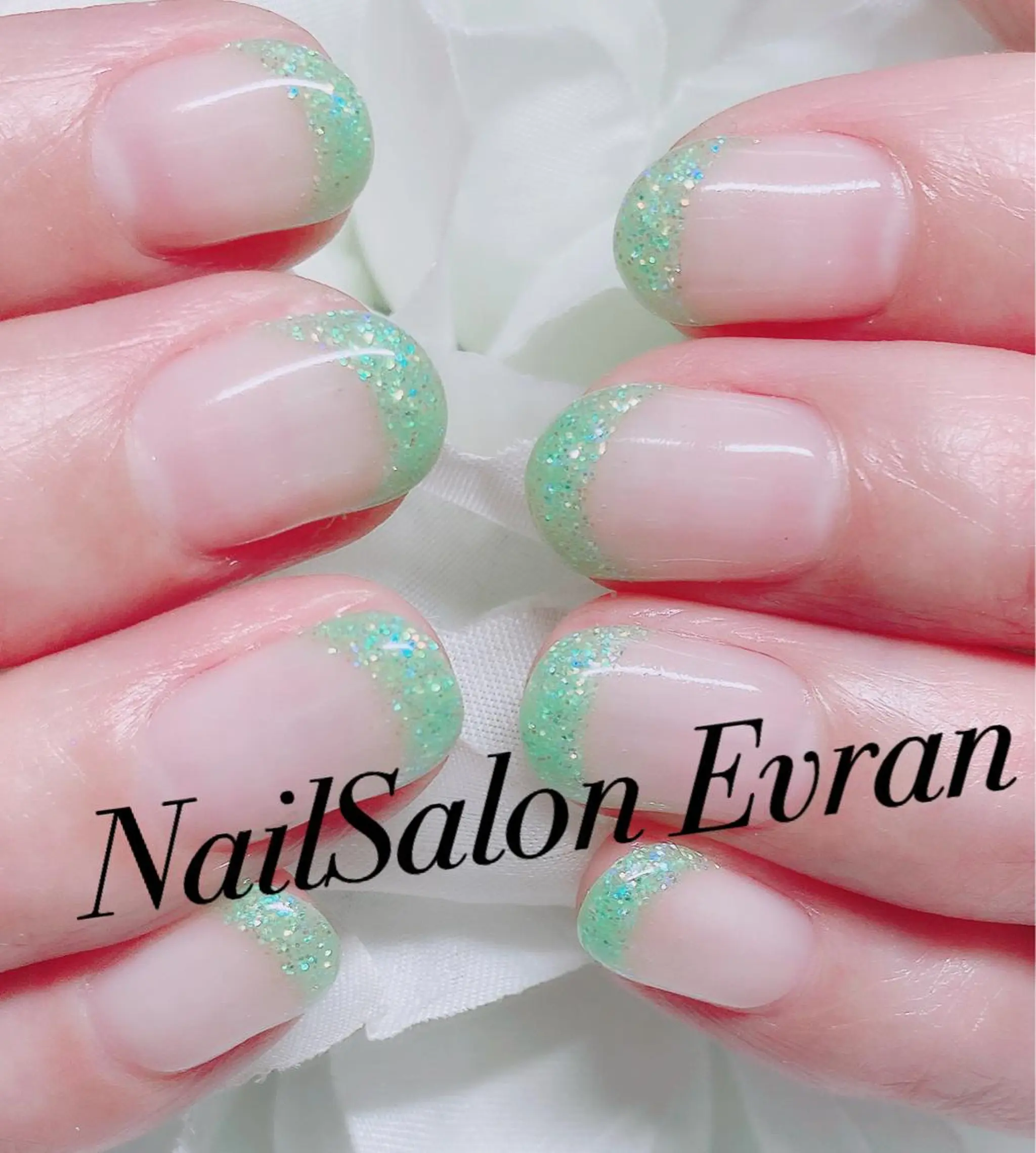 ネイル フレンチネイル ラメ(グリッター) Nail salon Evranのネイルデザイン