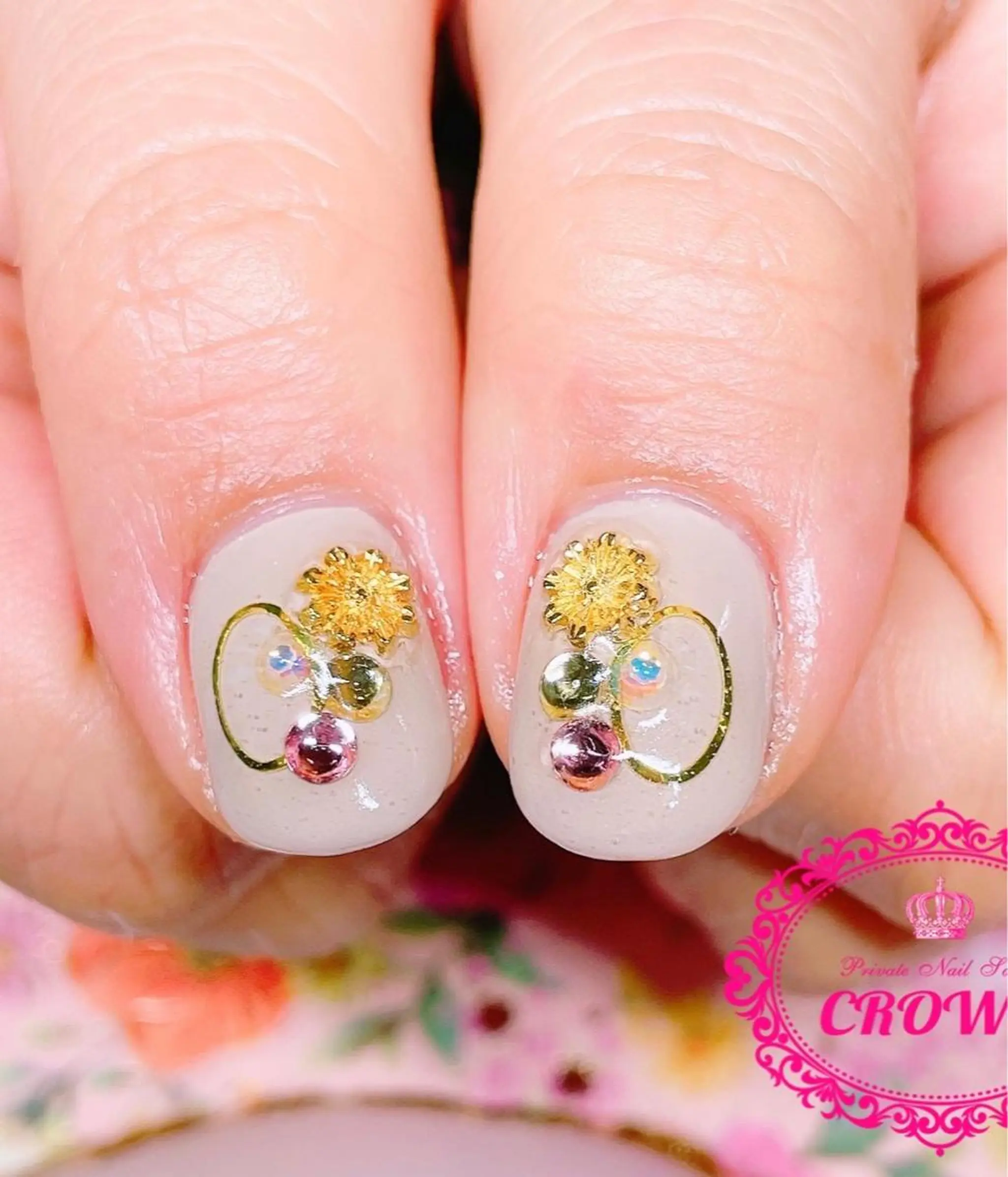 ネイル CROWN プライベートサロンのネイルデザイン