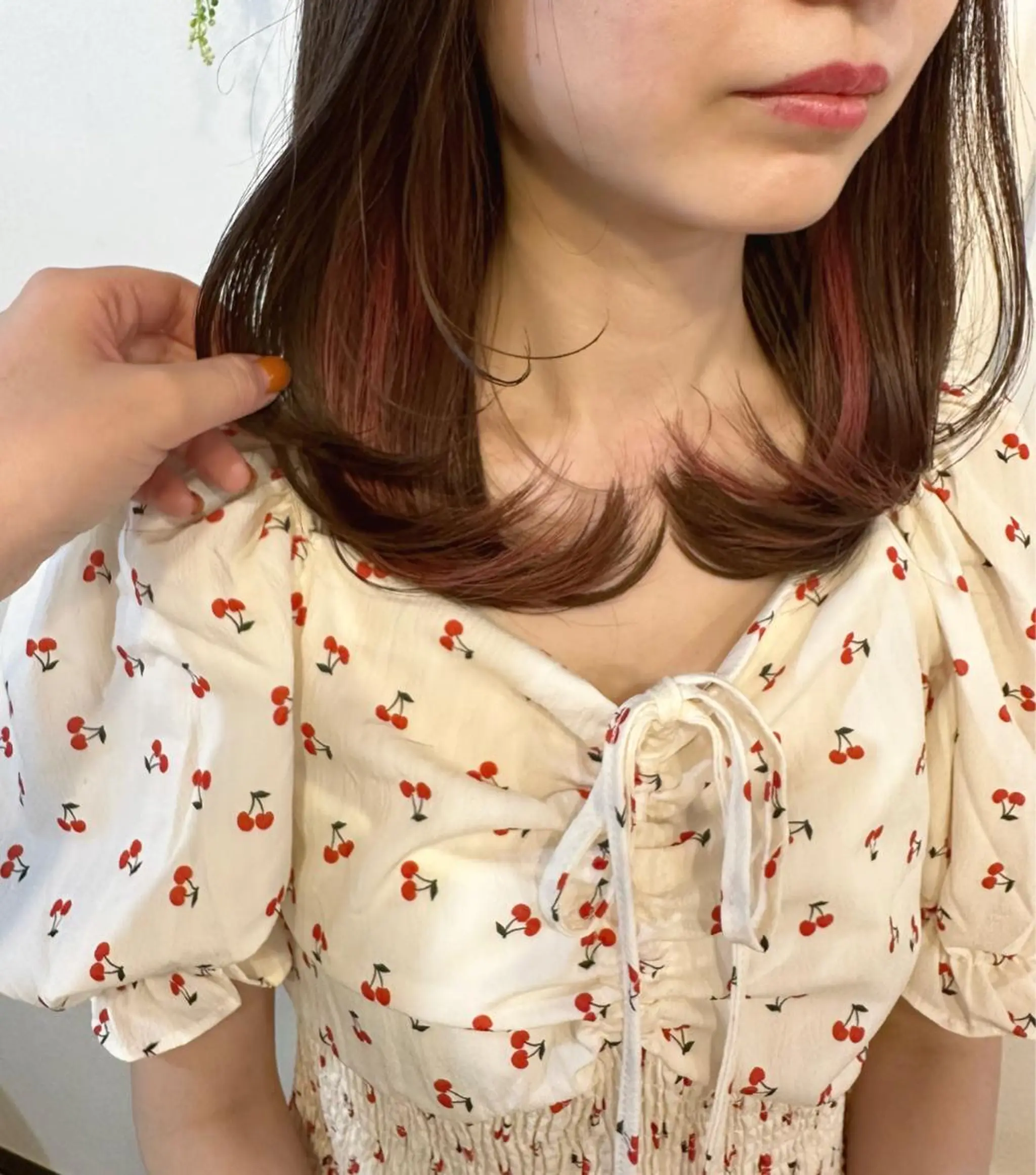 ミディアム カラー イヤリングカラー ピンクカラー Sherry/R 三川町　木村祐里奈のヘアスタイル