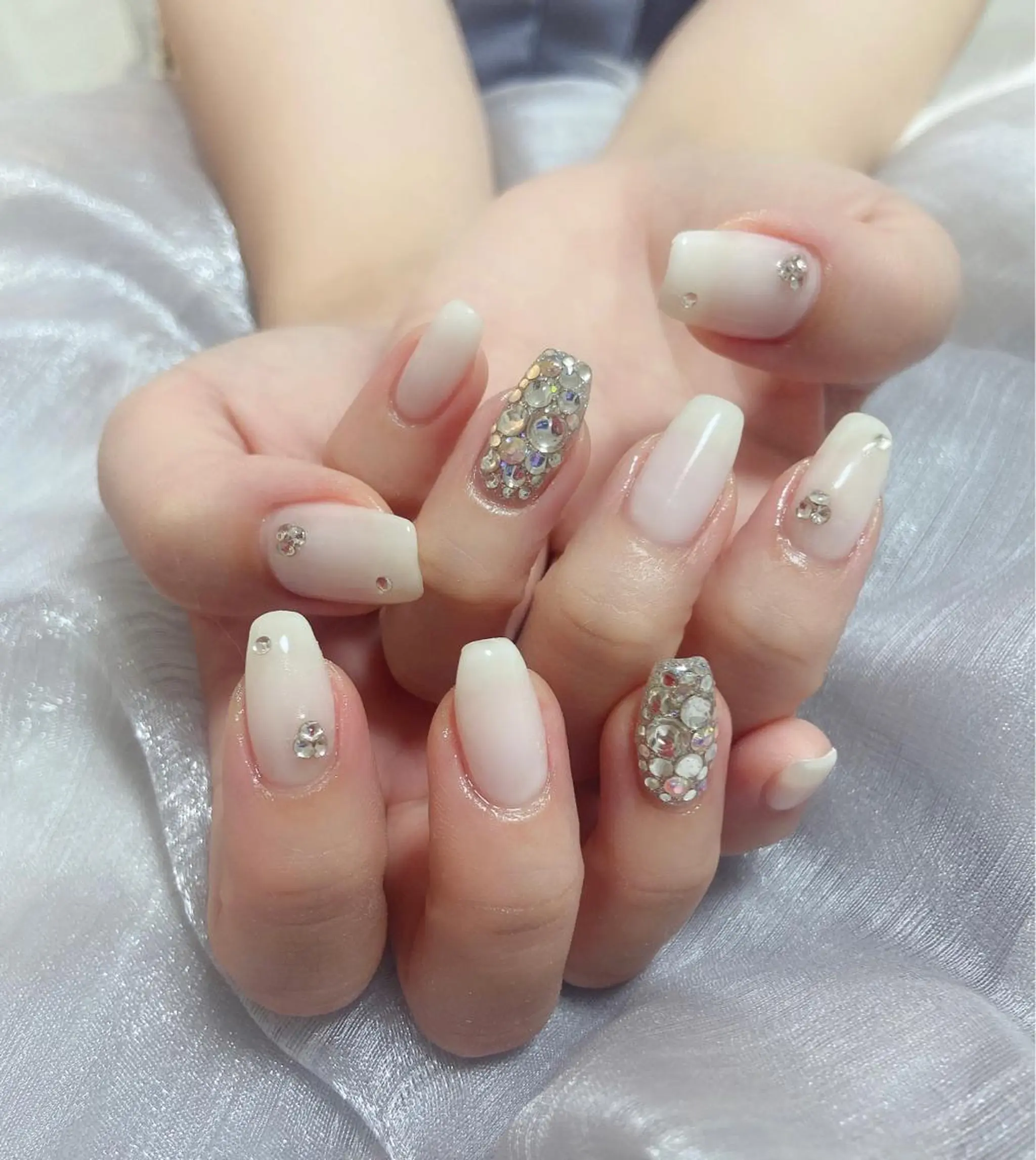 ネイル ハンドネイル ＆ME アンドミーのネイルデザイン