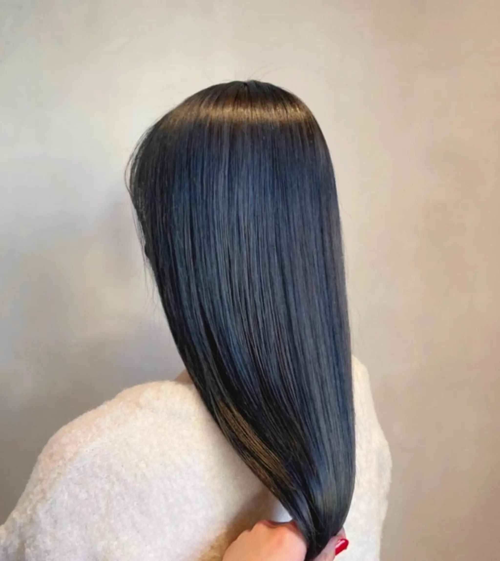 ロング 髪質改善 motel所属・雰囲気引き出す ✨大人レディのヘアスタイル