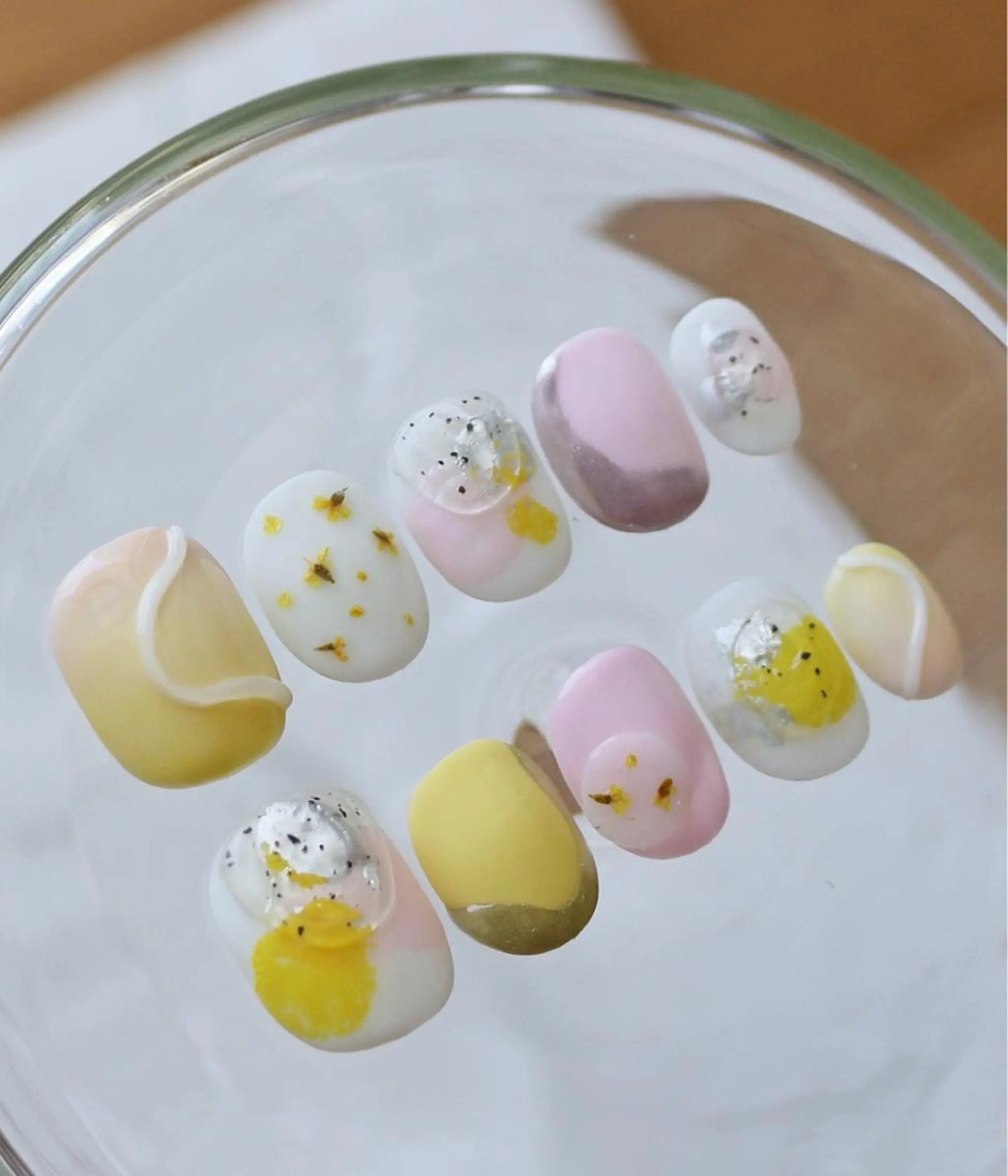 ネイル フラワーネイル マットネイル ニュアンスネイル パステルネイル 春ネイル Baku Nailsのネイルデザイン